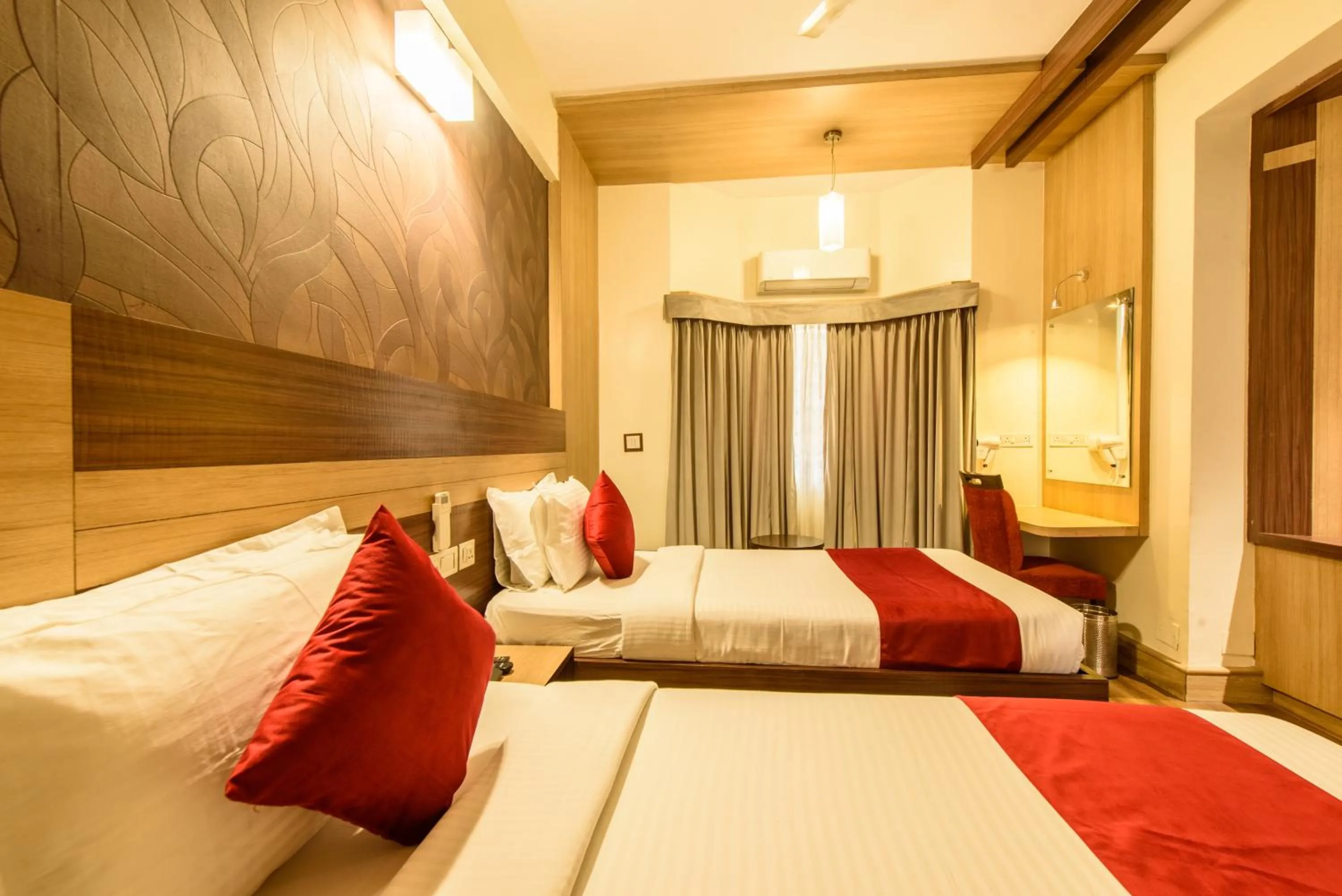 Bedroom, Bed in Bangalore Gate Hotel & Conferences