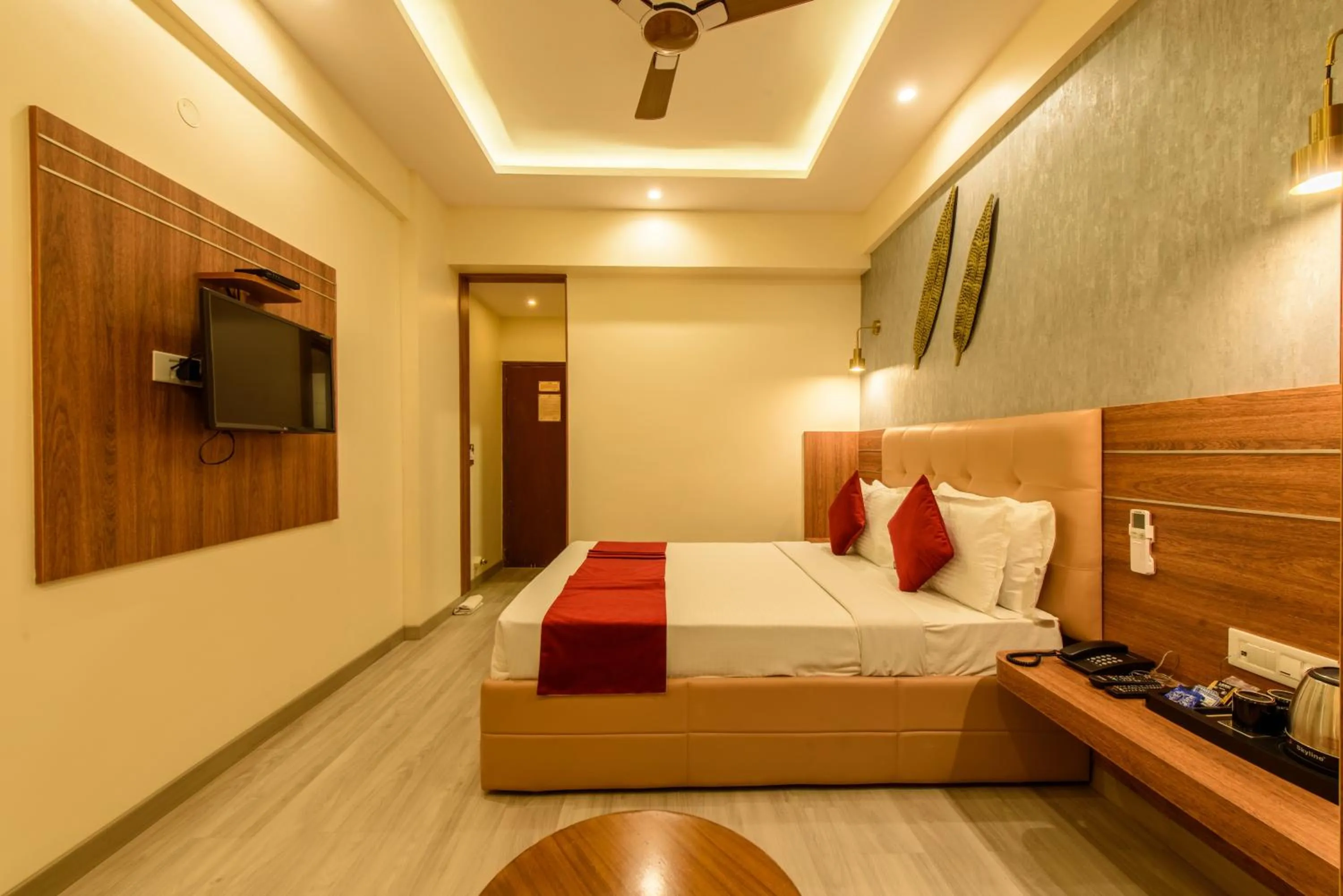Bedroom, Bed in Bangalore Gate Hotel & Conferences