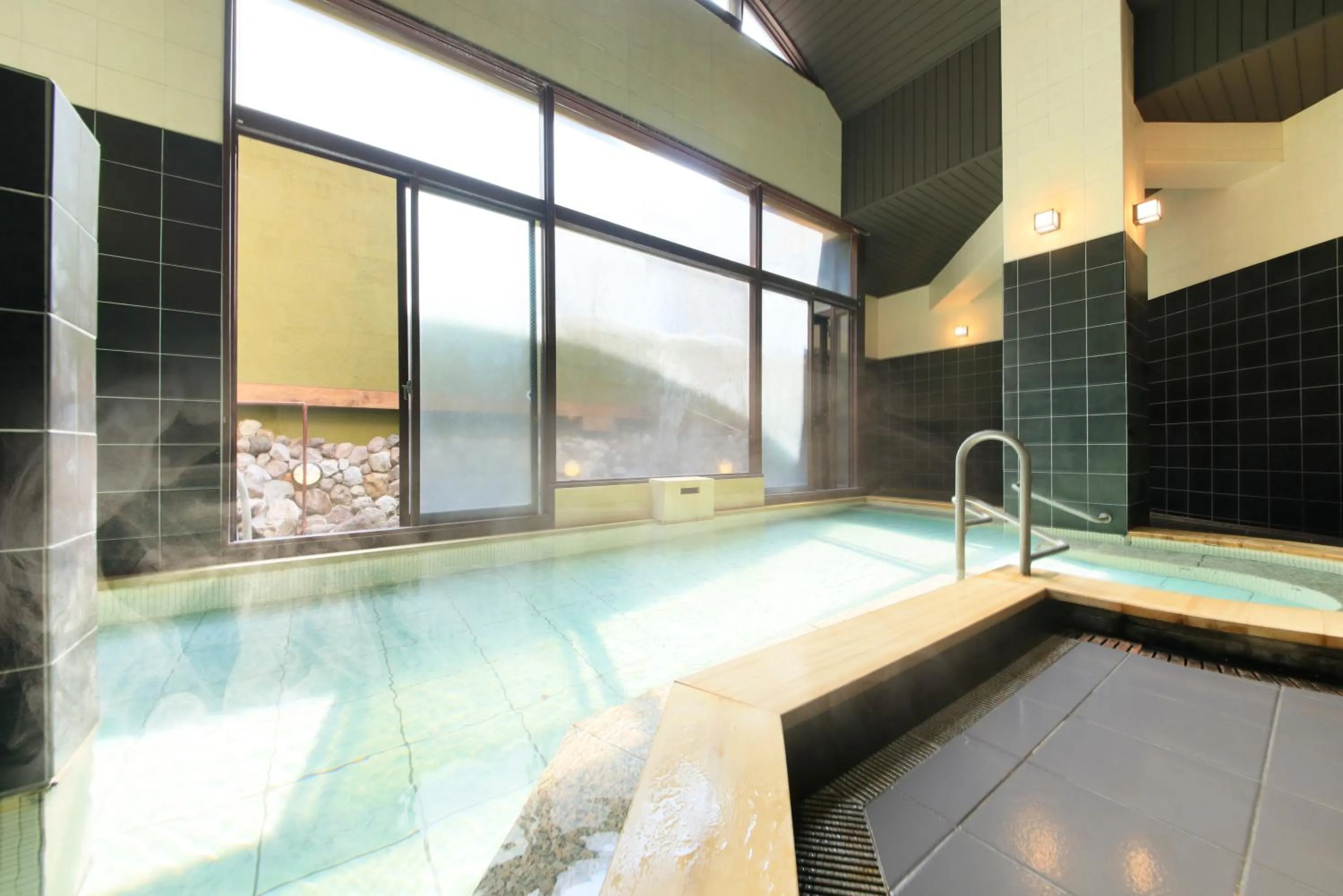 Hot Spring Bath in Yutorelo Beppu