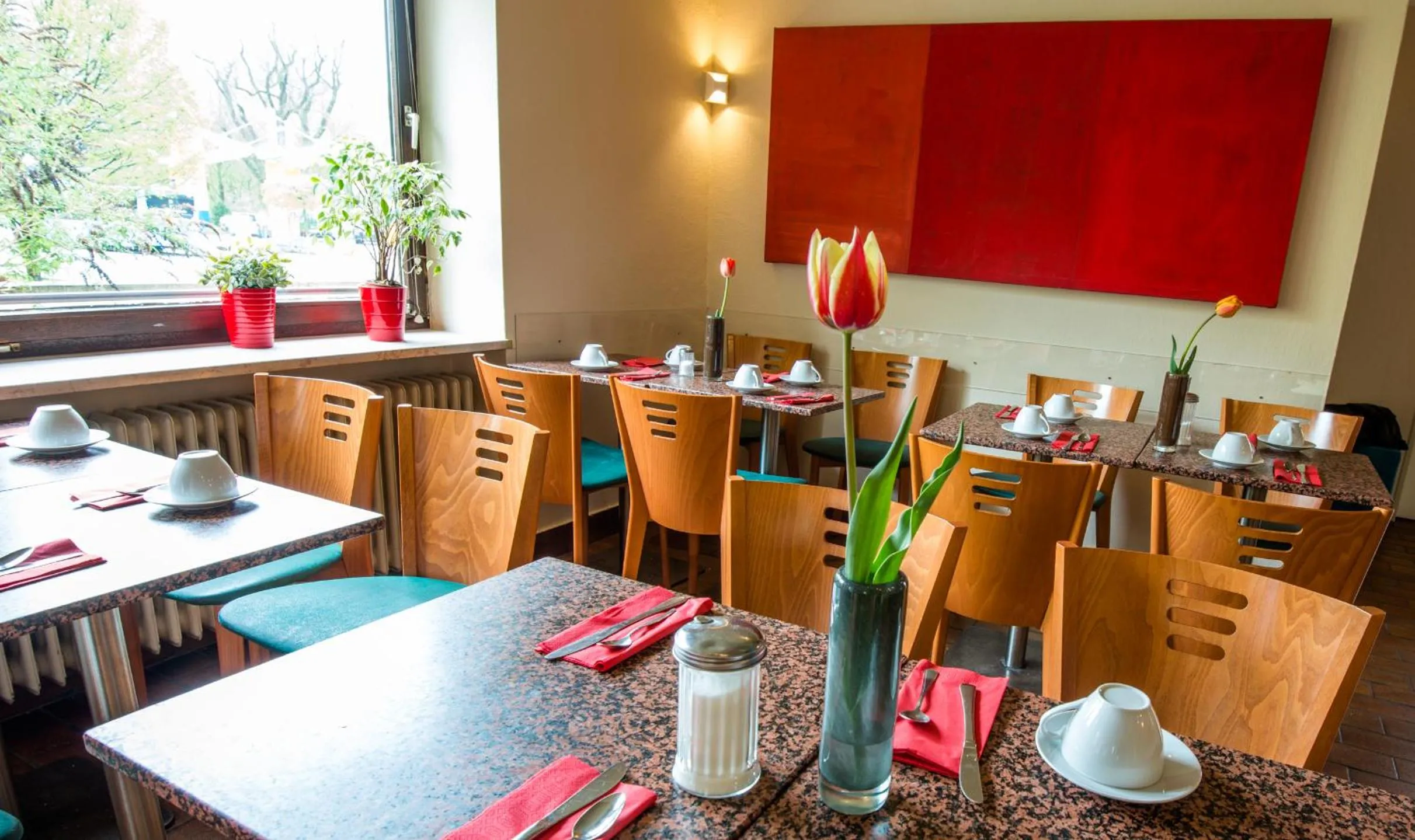 Restaurant/places to eat in Ahorn Hotel