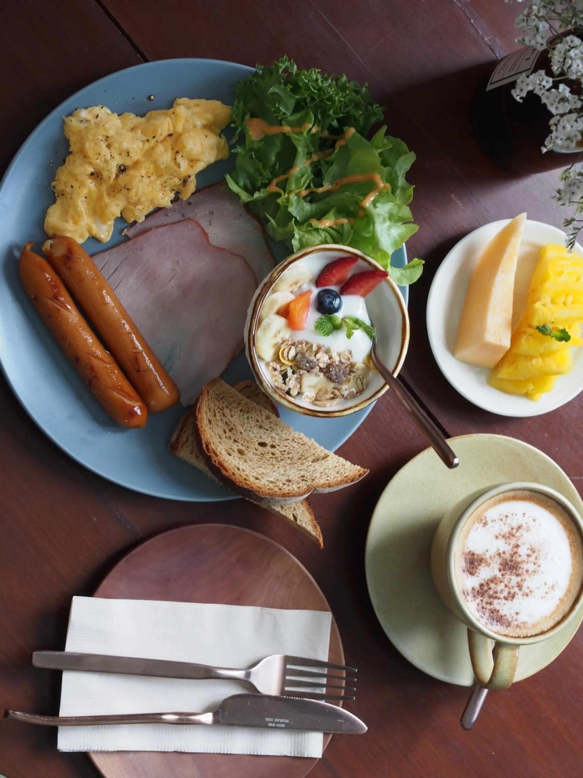 Breakfast in Two Villas HOLIDAY - Onyx Style Nai Harn Beach, Phuket