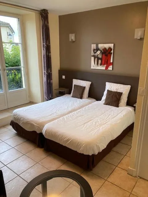 Logis Hôtel Restaurant La Bastide