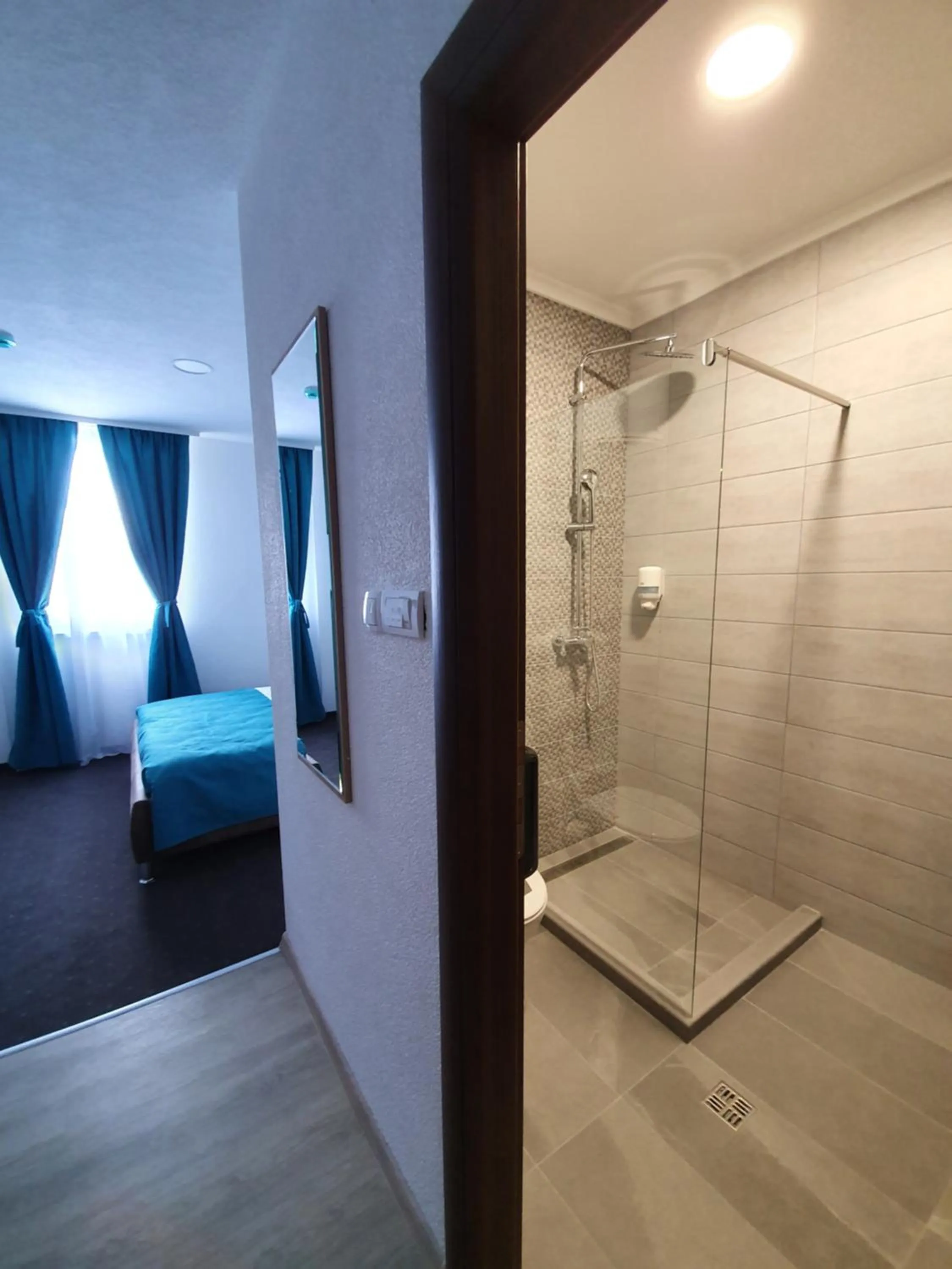 Shower in Wellness&Spa Hotel Astorya