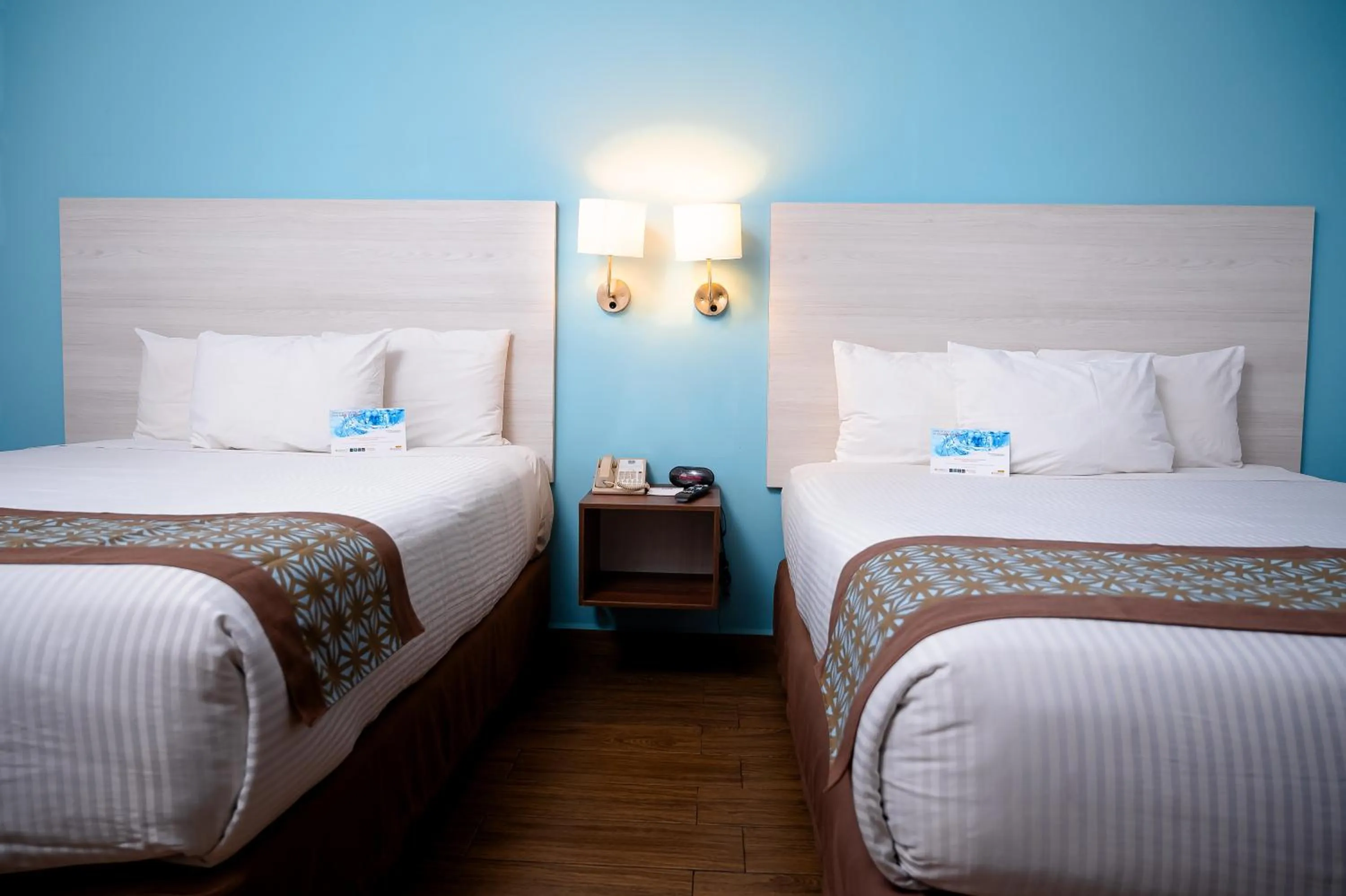 Bed in Comfort Inn & Suites Los Cabos