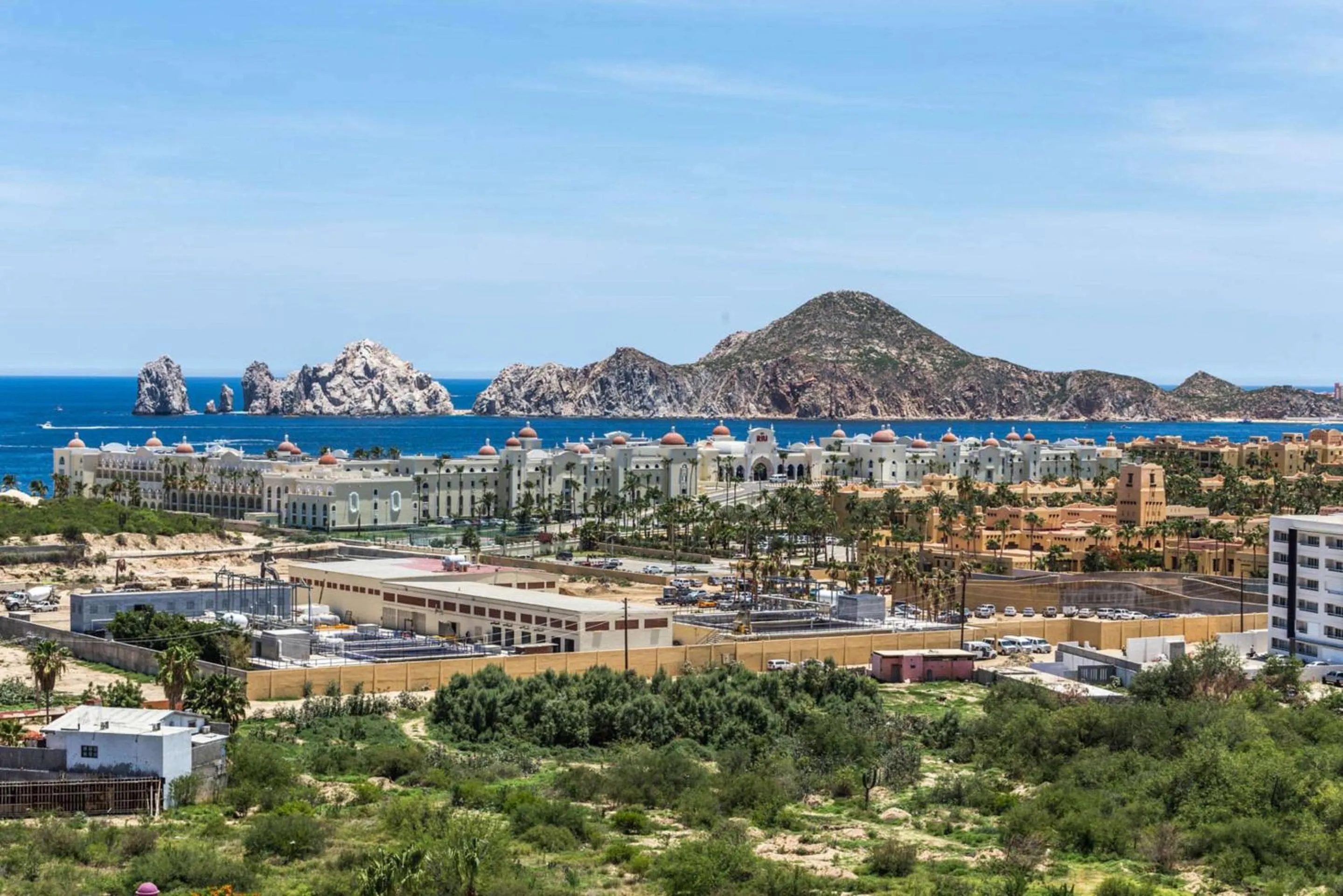 Property building in Comfort Inn & Suites Los Cabos