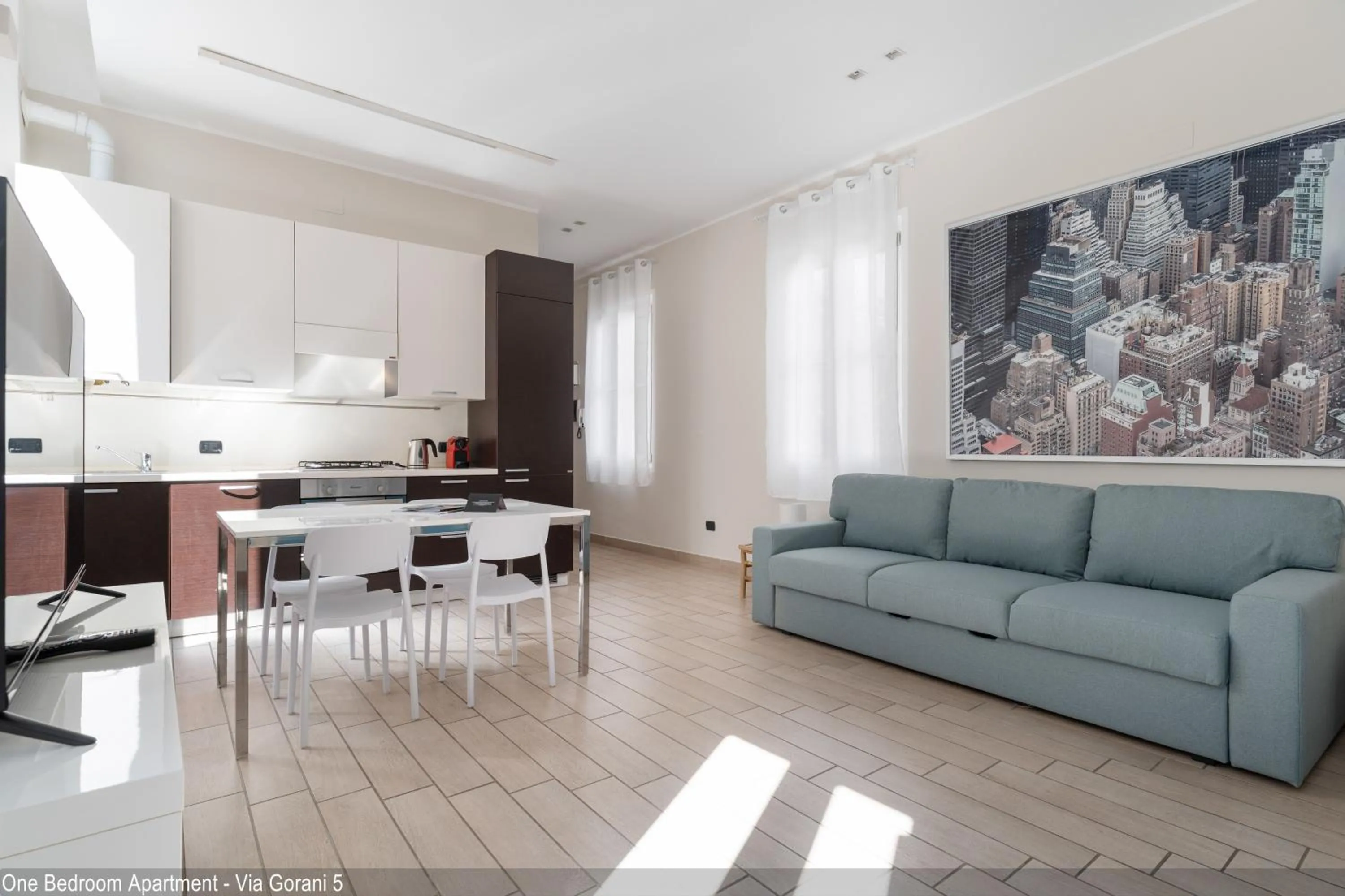 Dining area in Brera Apartments in City Center