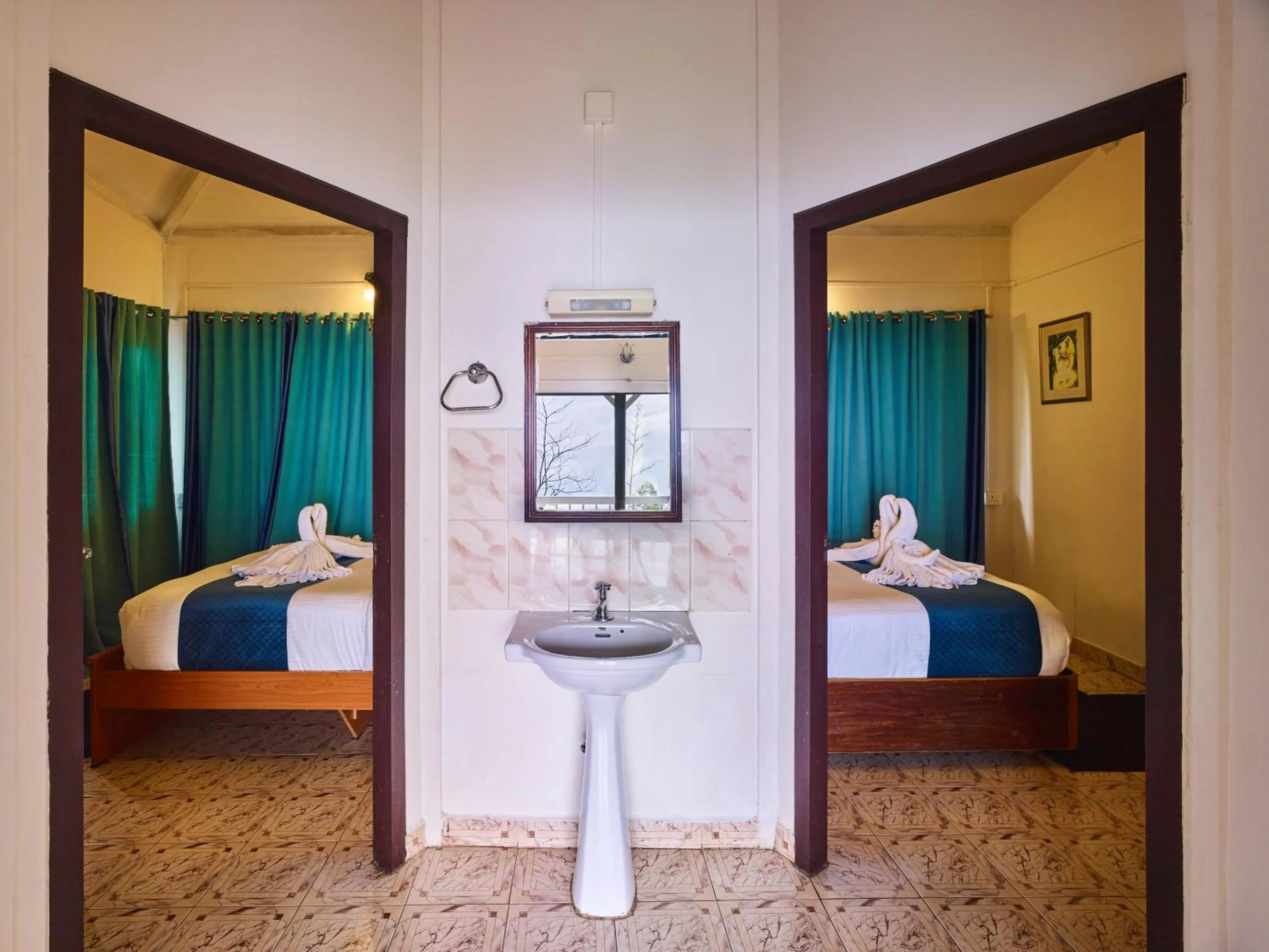 Bed in Deshadan Mountain Resort -The highest resort in Munnar