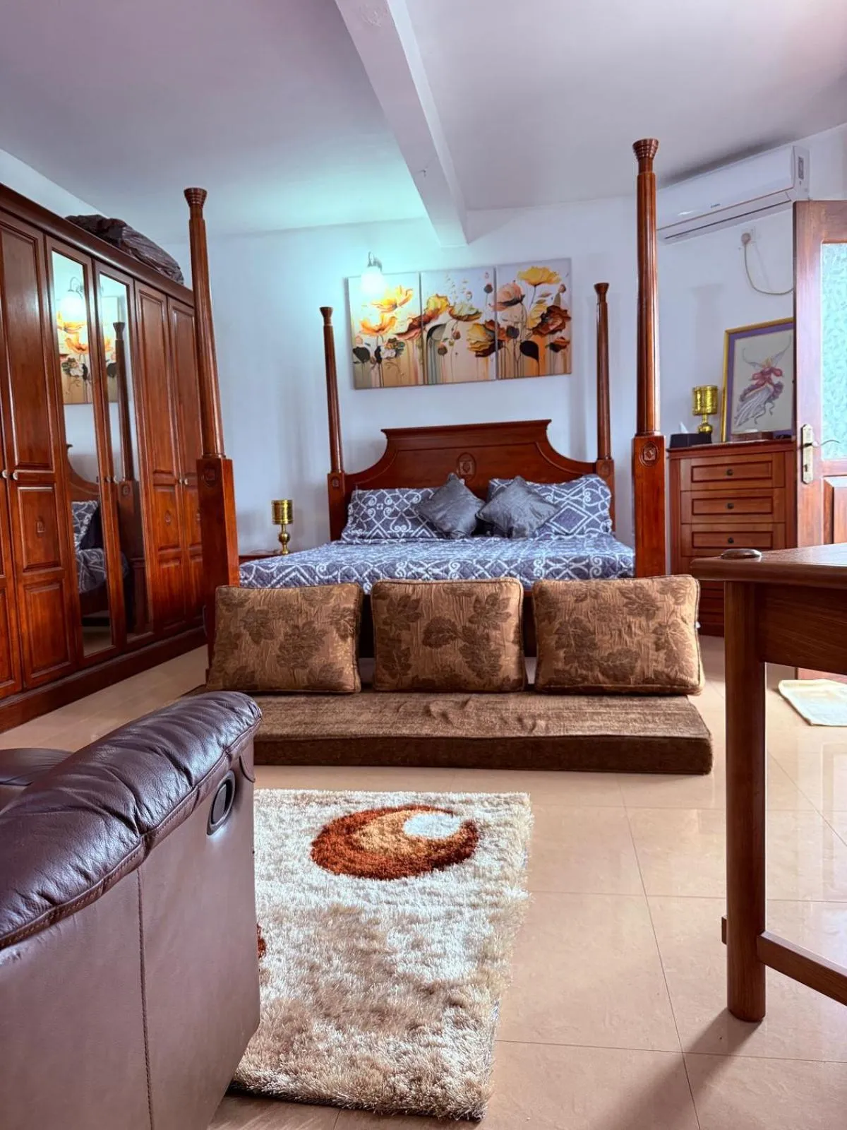 Bedroom, Bed in Resident View Homestay