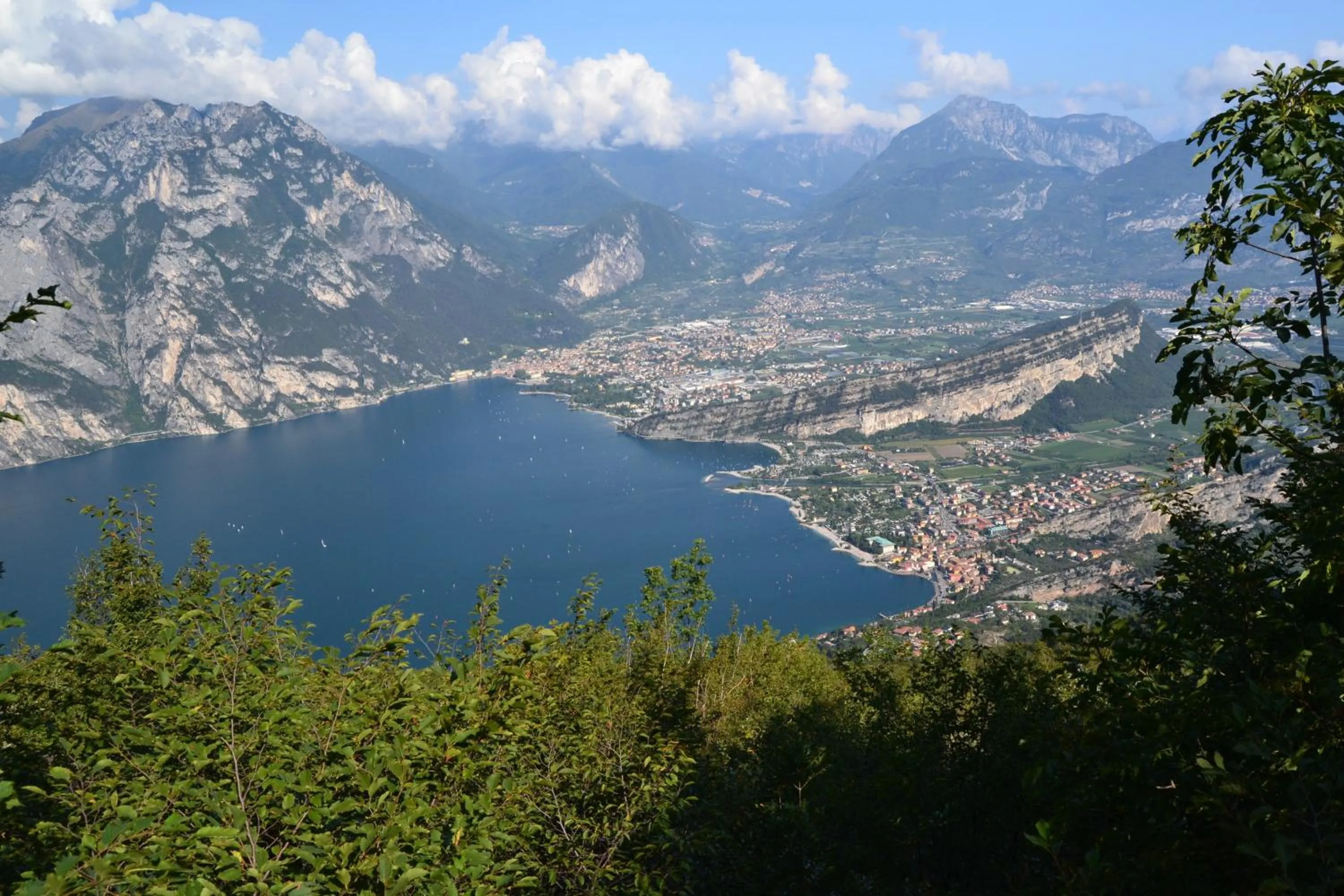 Hiking in Residence Ambra