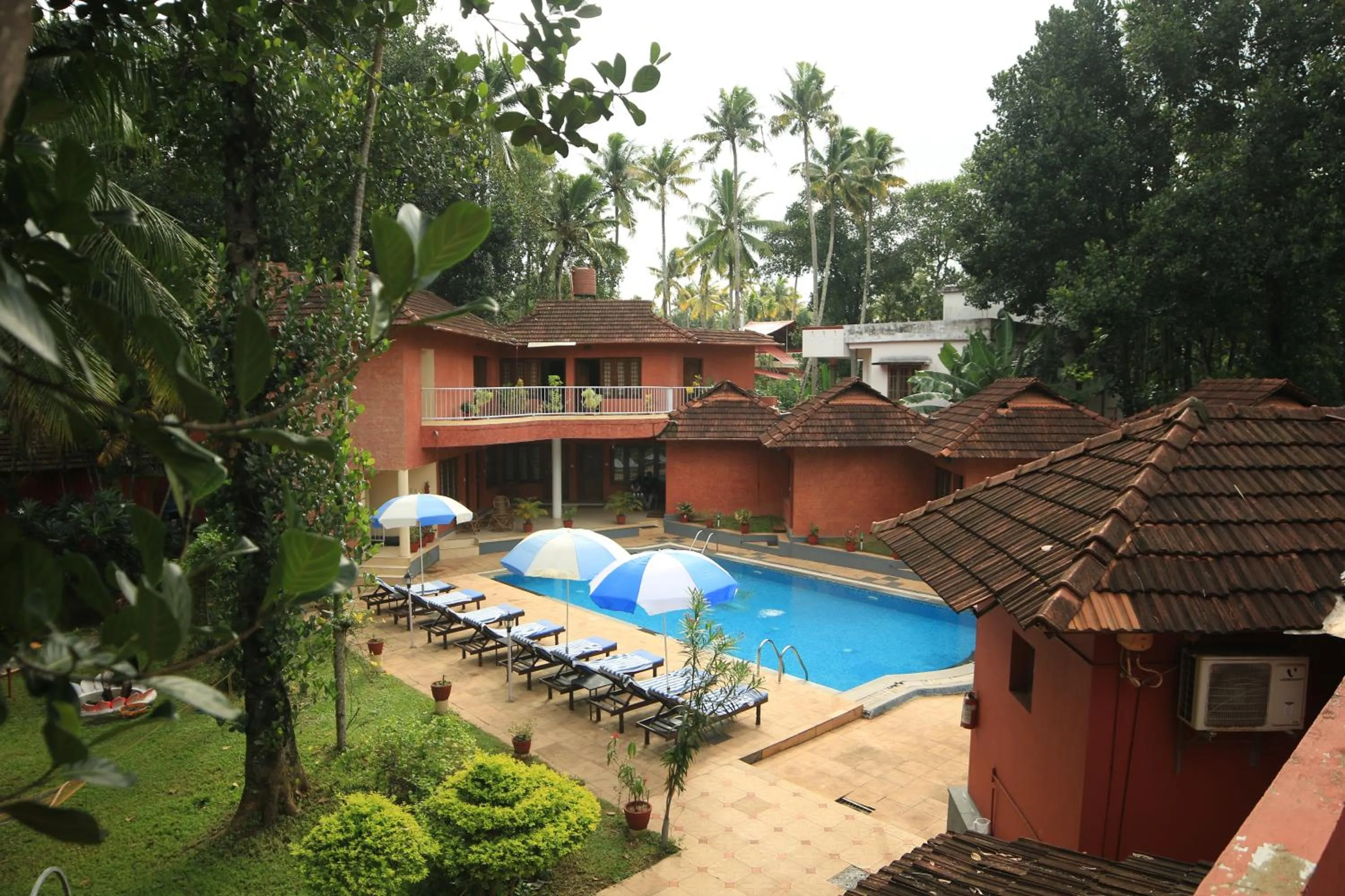 Deshadan Cliff & Beach Resort,Varkala
