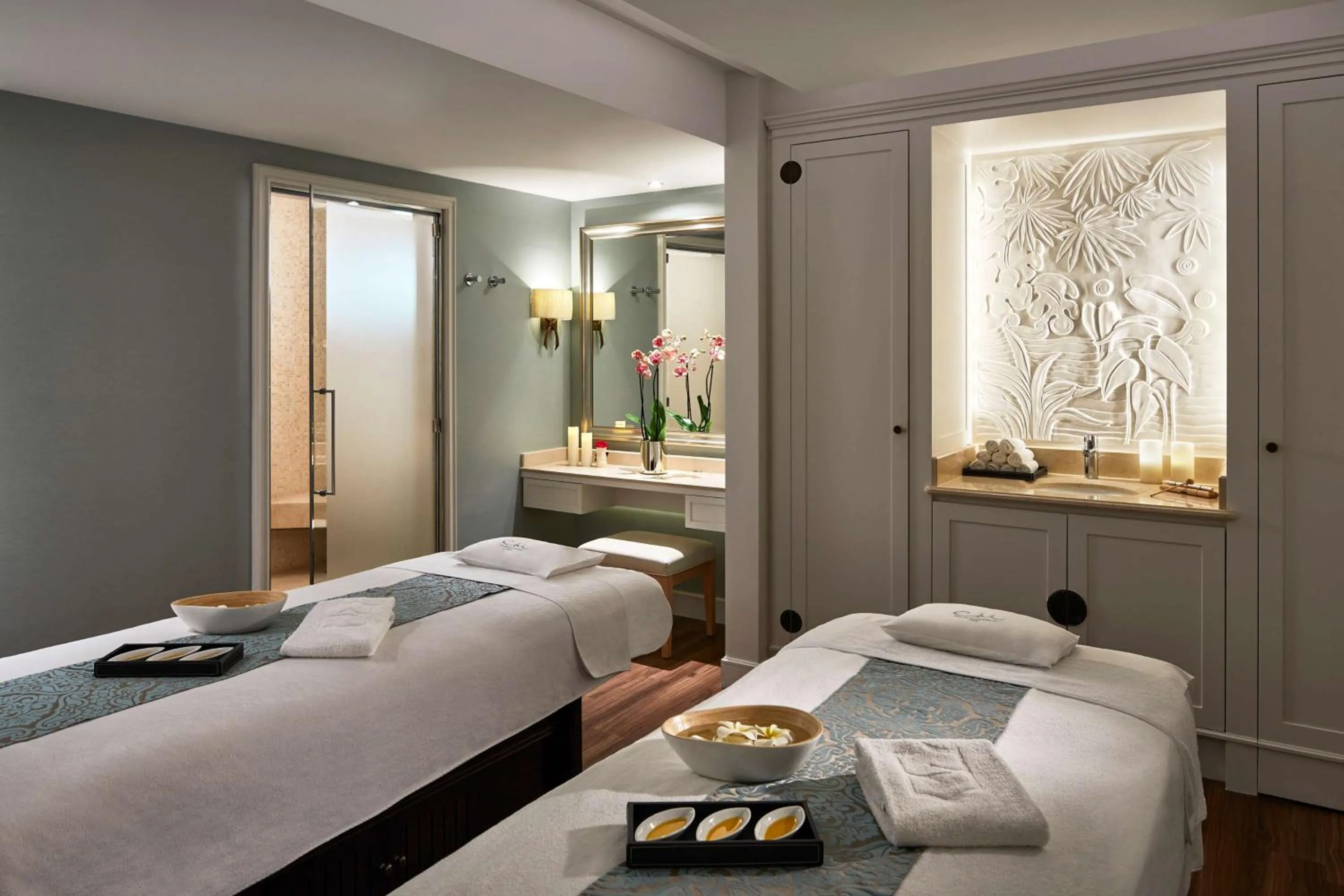 Spa and wellness centre/facilities, Bed in Shangri-La Paris