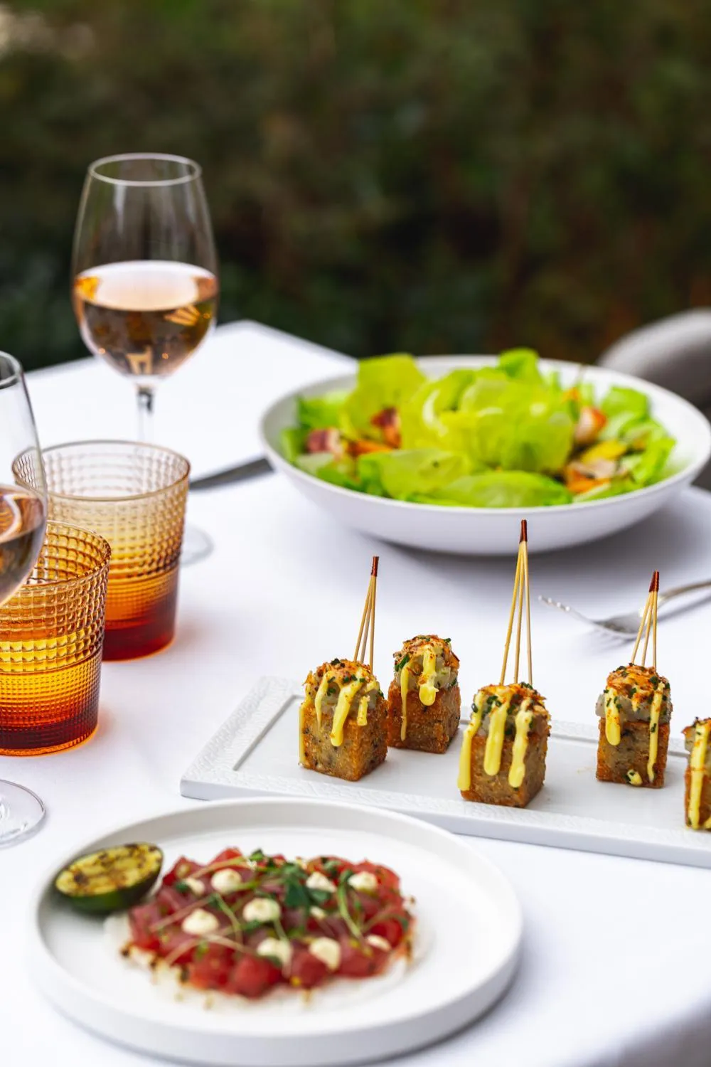 Restaurant/places to eat in Shangri-La Paris