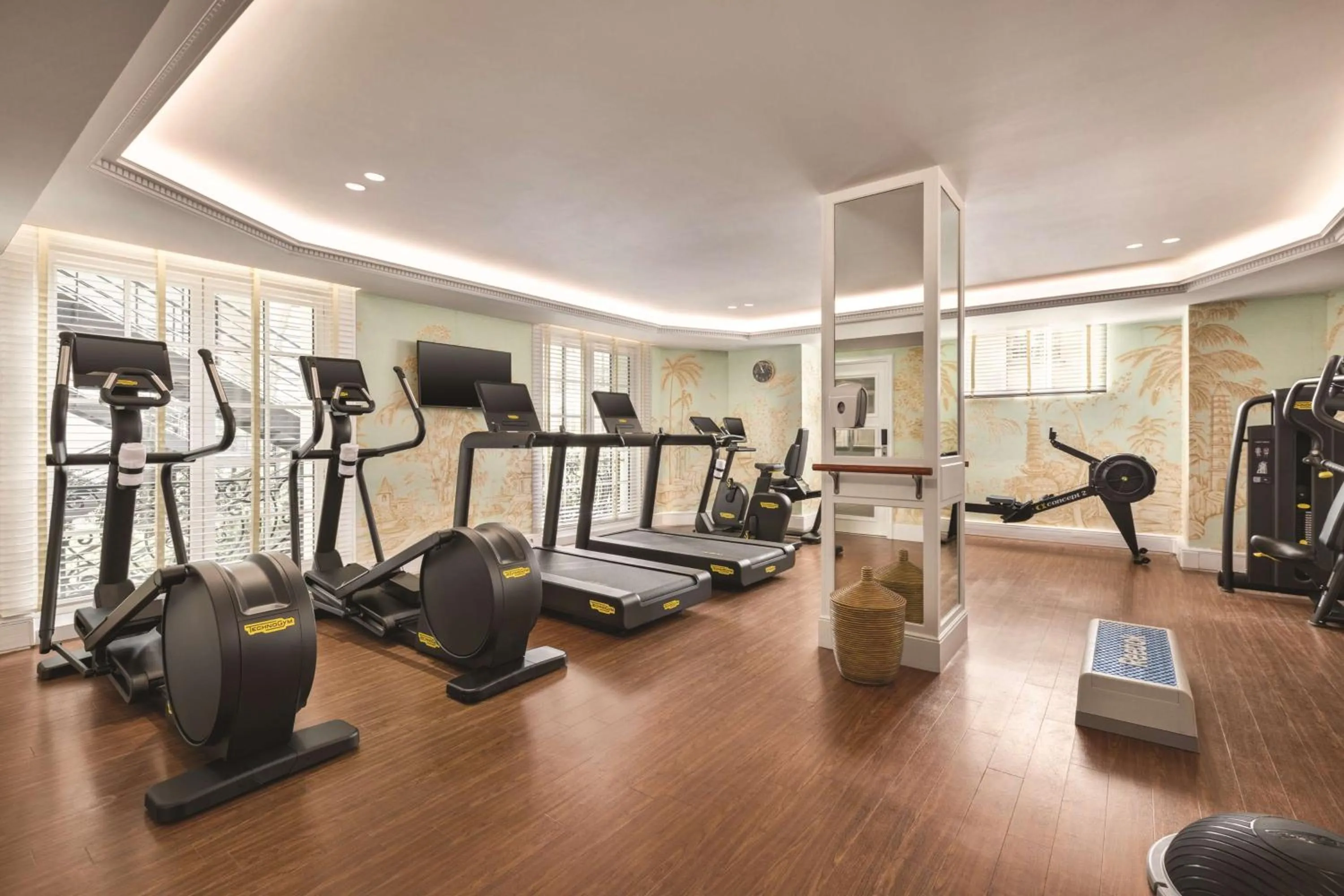 Spa and wellness centre/facilities in Shangri-La Paris