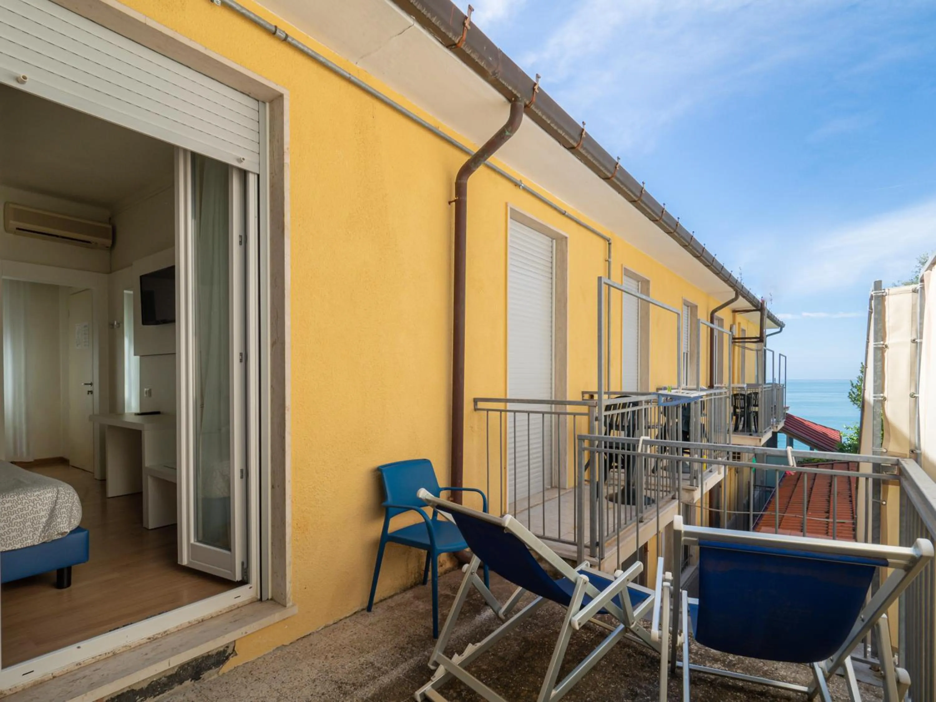 Photo of the whole room in Hotel Il Nido