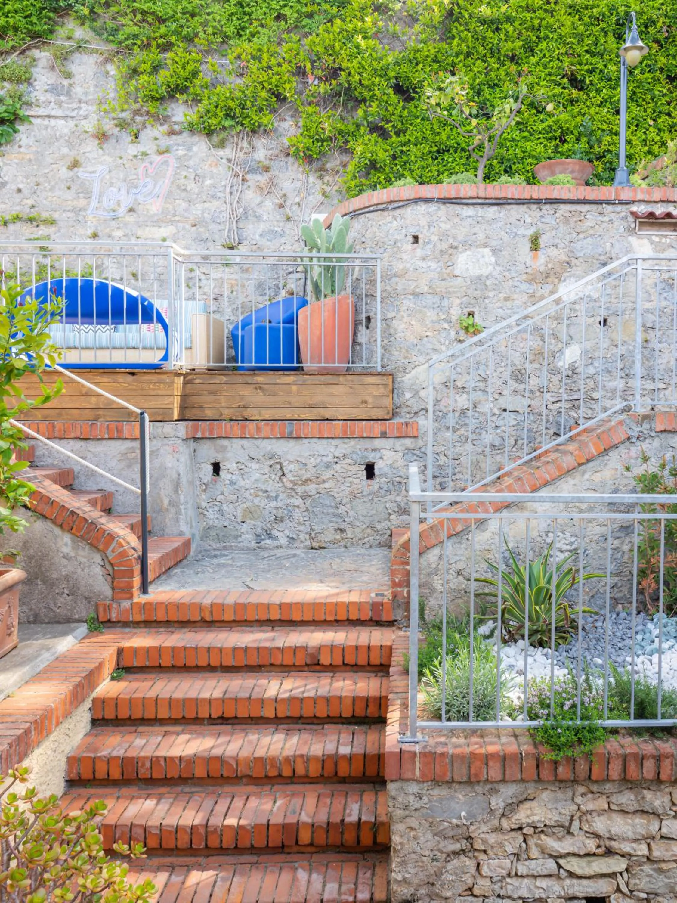 Garden view in Hotel Il Nido