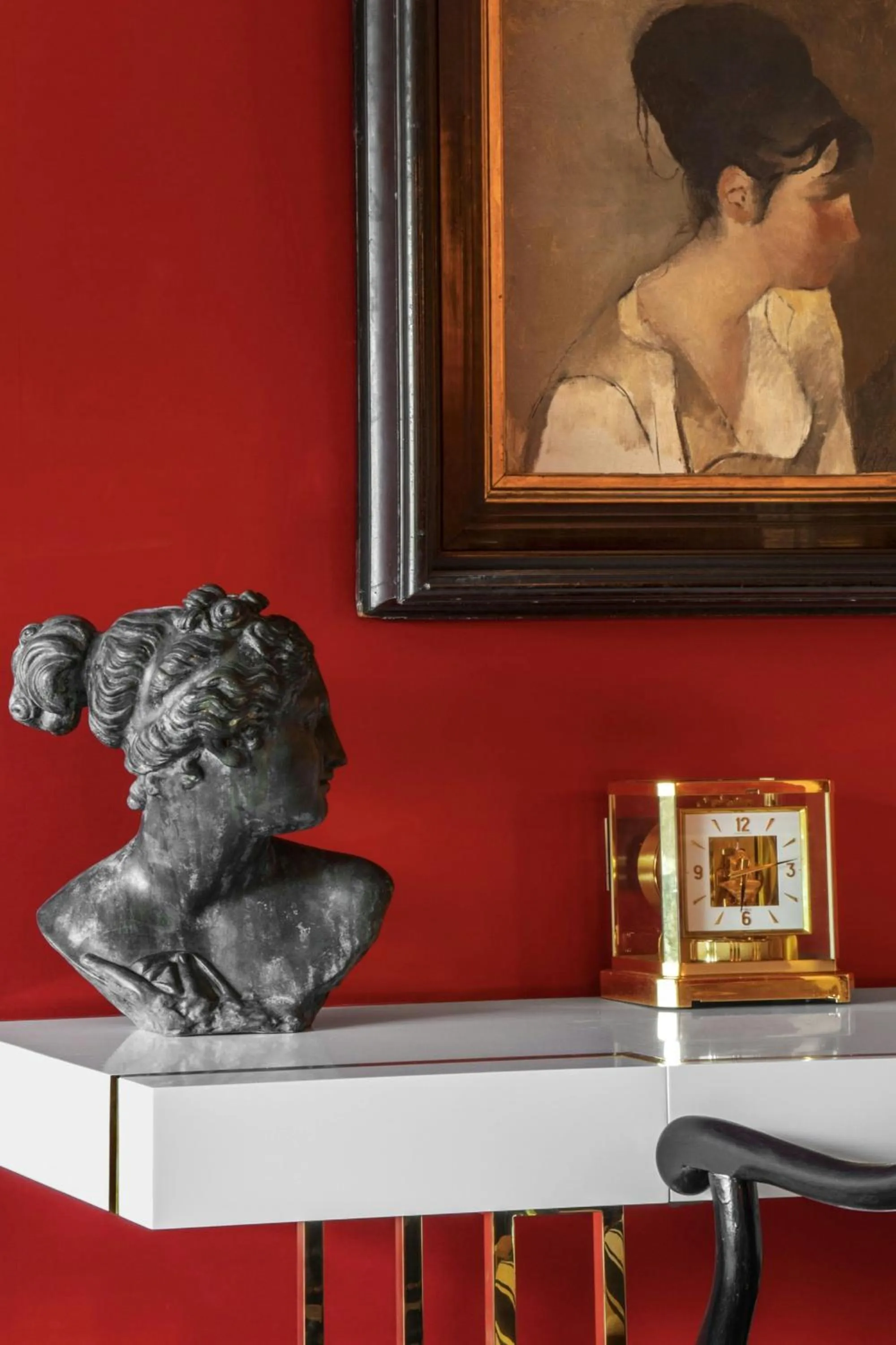 Photo of the whole room in Hôtel de Berri Champs-Élysées, a Luxury Collection Hotel