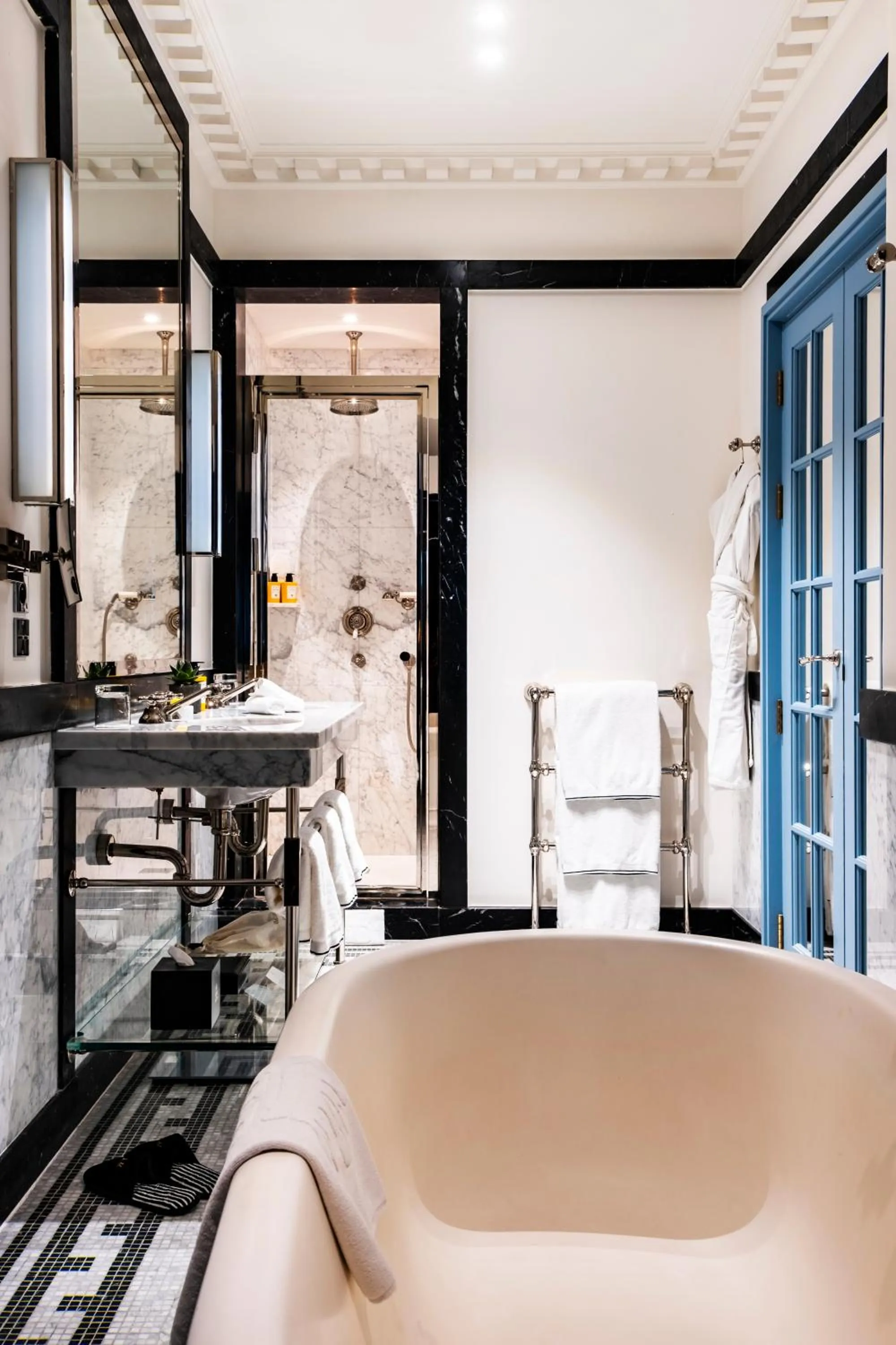 Hôtel de Berri Champs-Élysées, a Luxury Collection Hotel