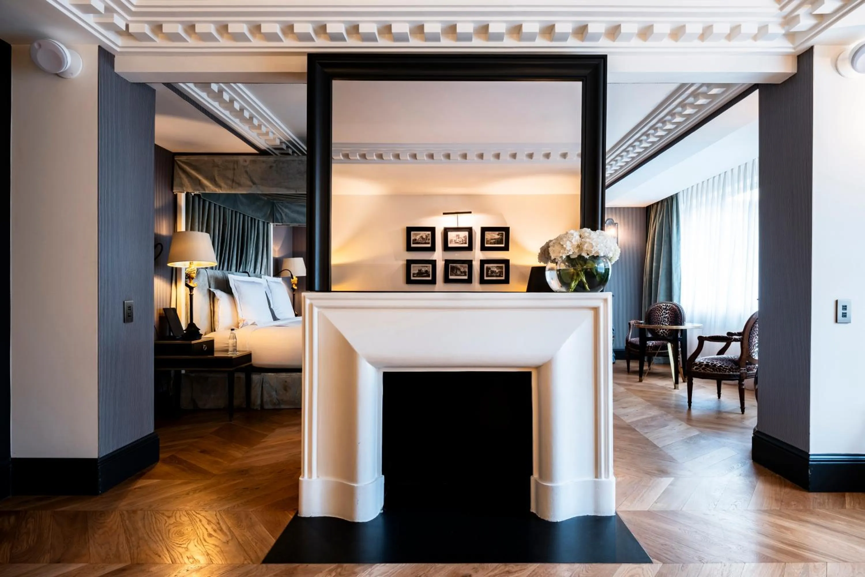 Hôtel de Berri Champs-Élysées, a Luxury Collection Hotel