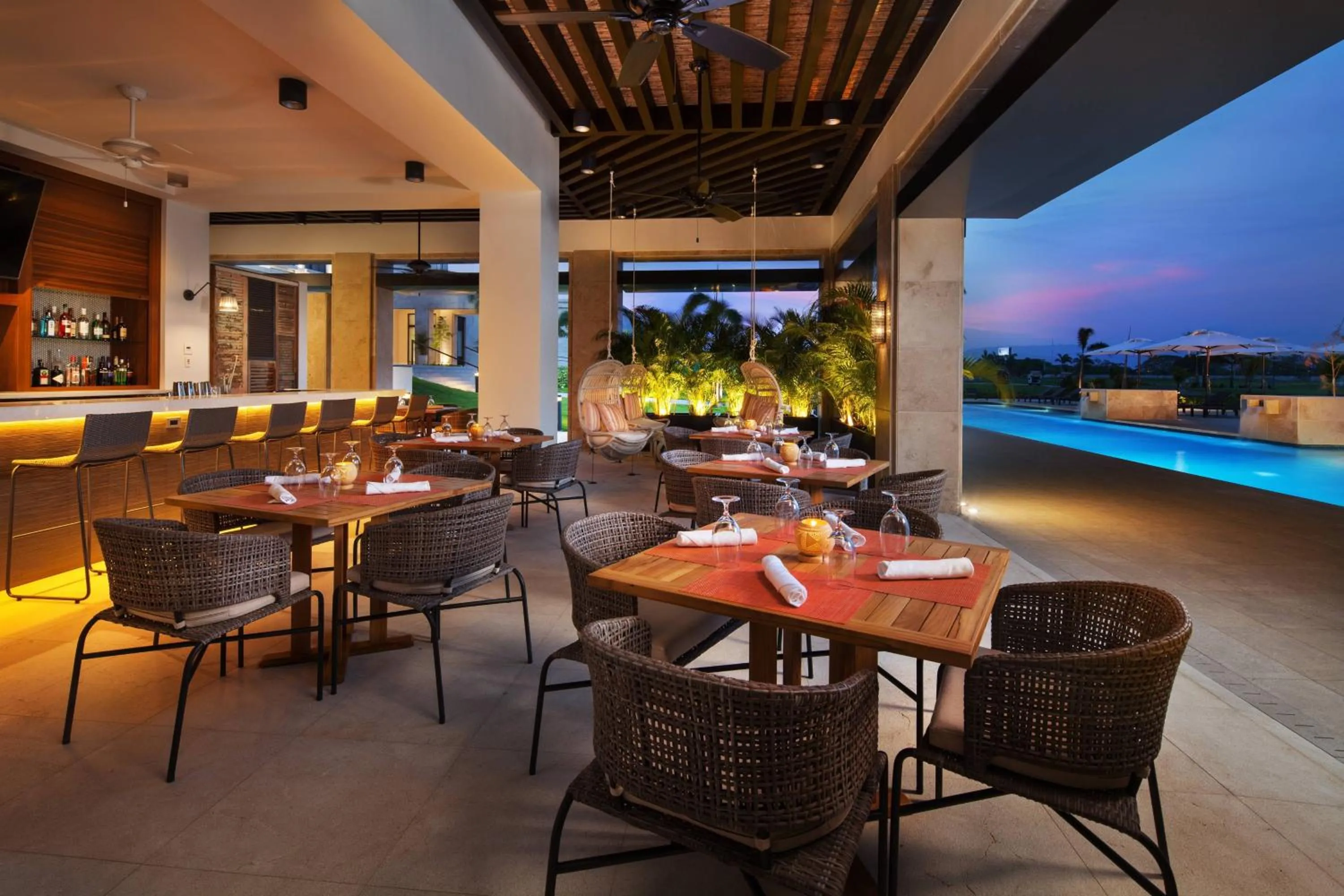 Swimming pool in The Santa Maria, a Luxury Collection Hotel & Golf Resort, Panama City