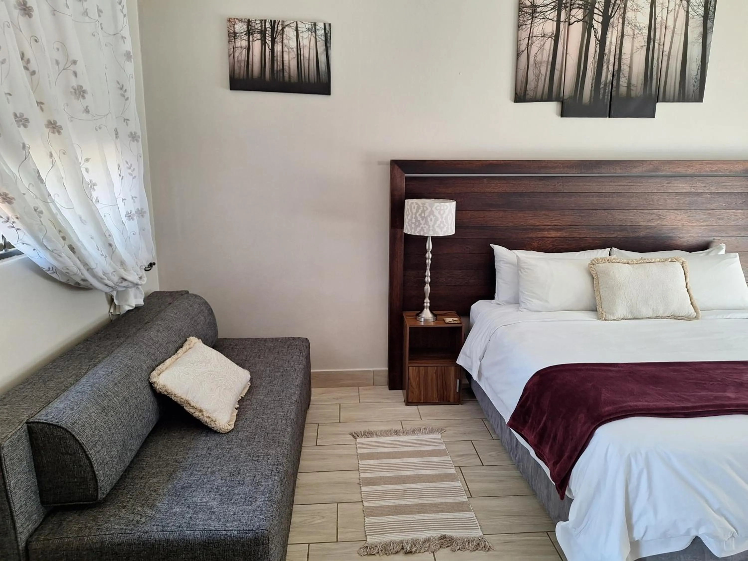 Bedroom, Bed in Three Olives Guesthouse