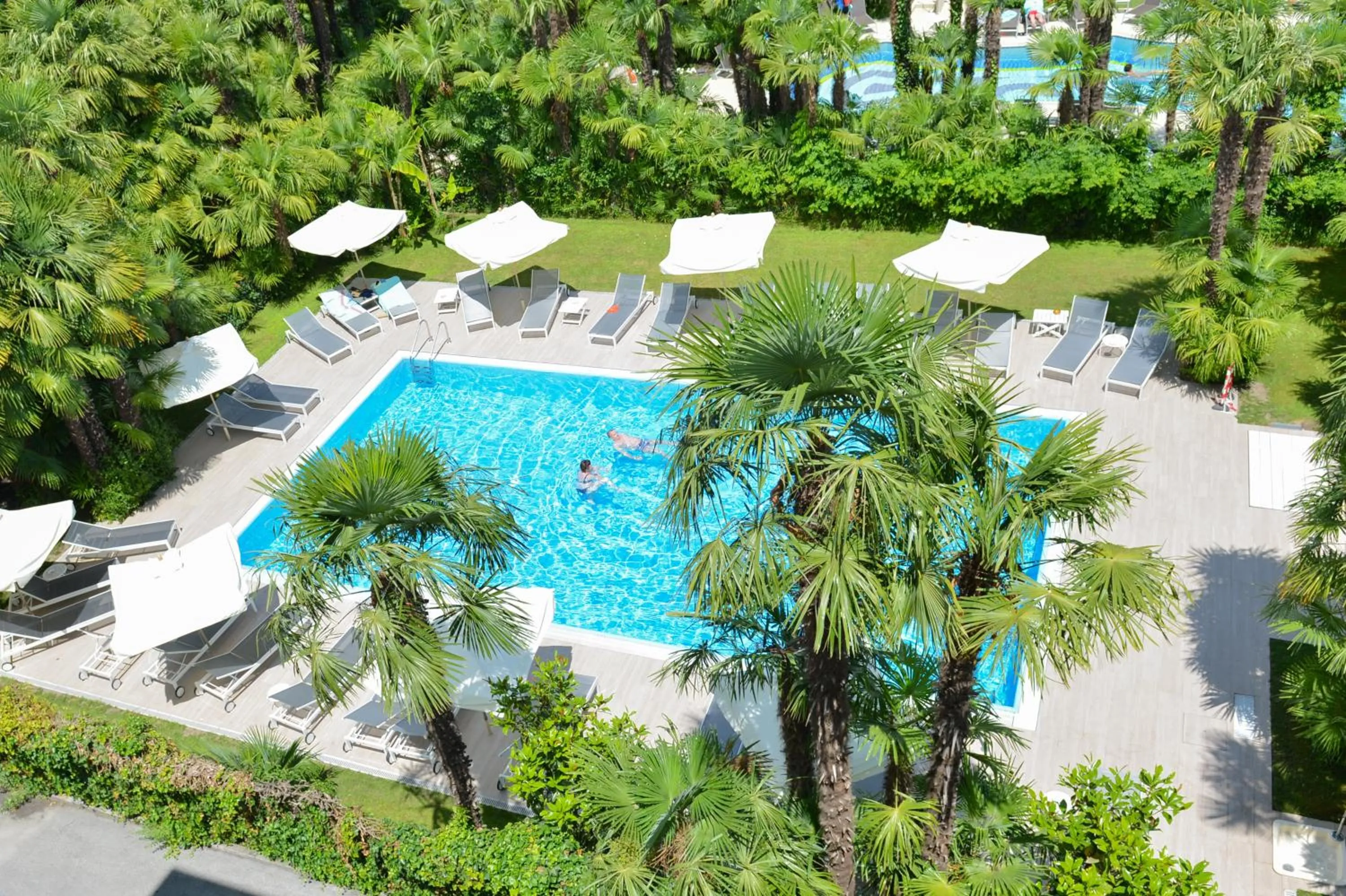 Swimming pool in Velòra ex Hotel Venezia