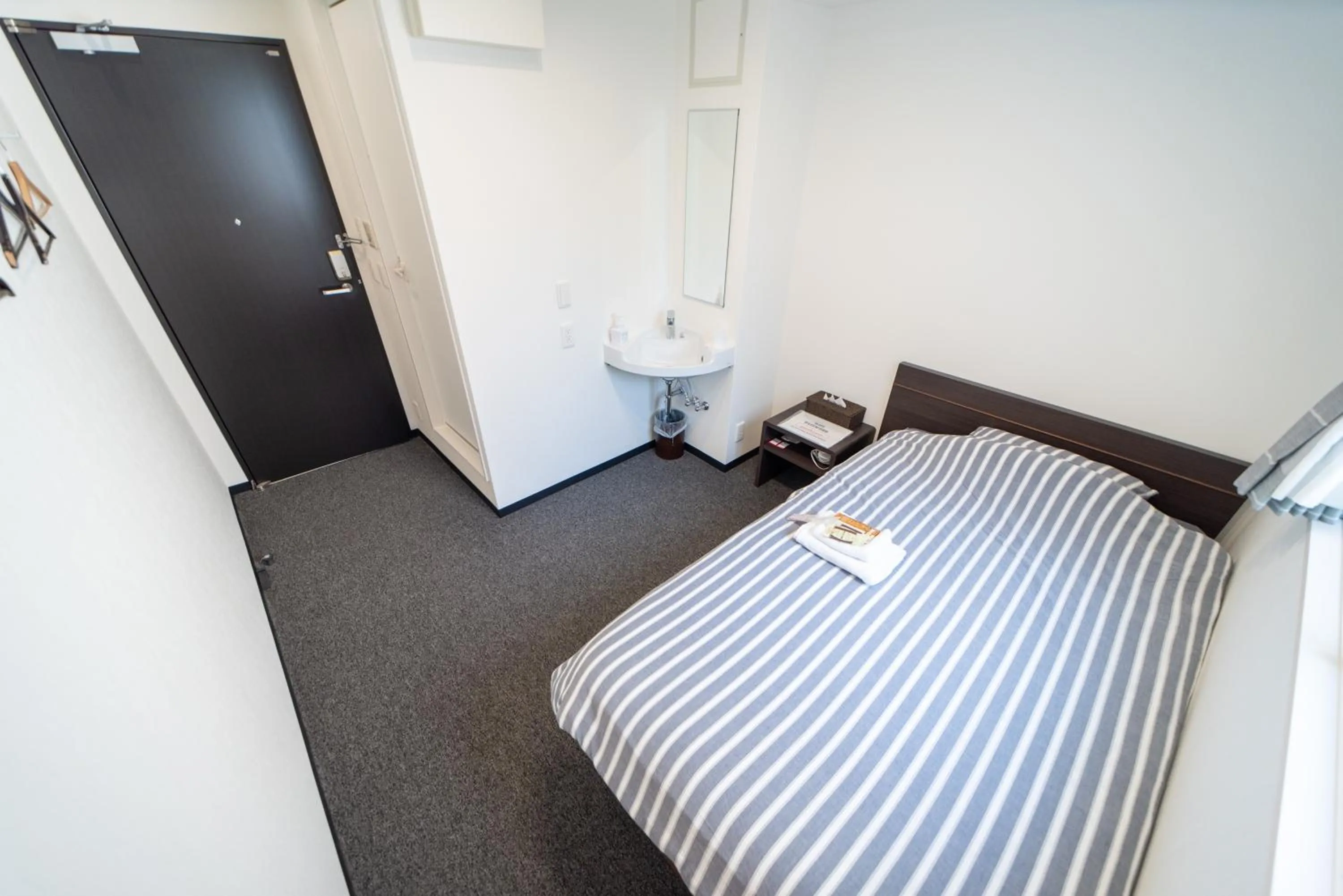 Bed in Port House Shibuya