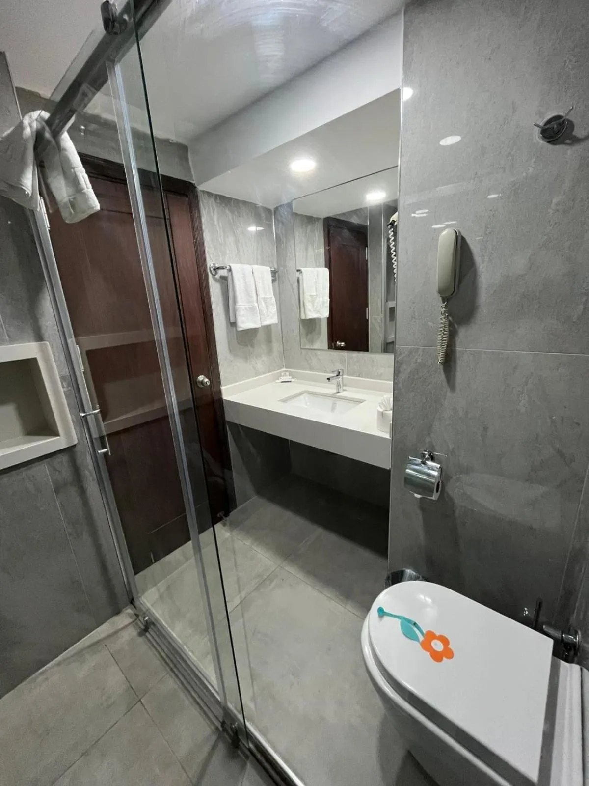 Side Palm D'or Hotel