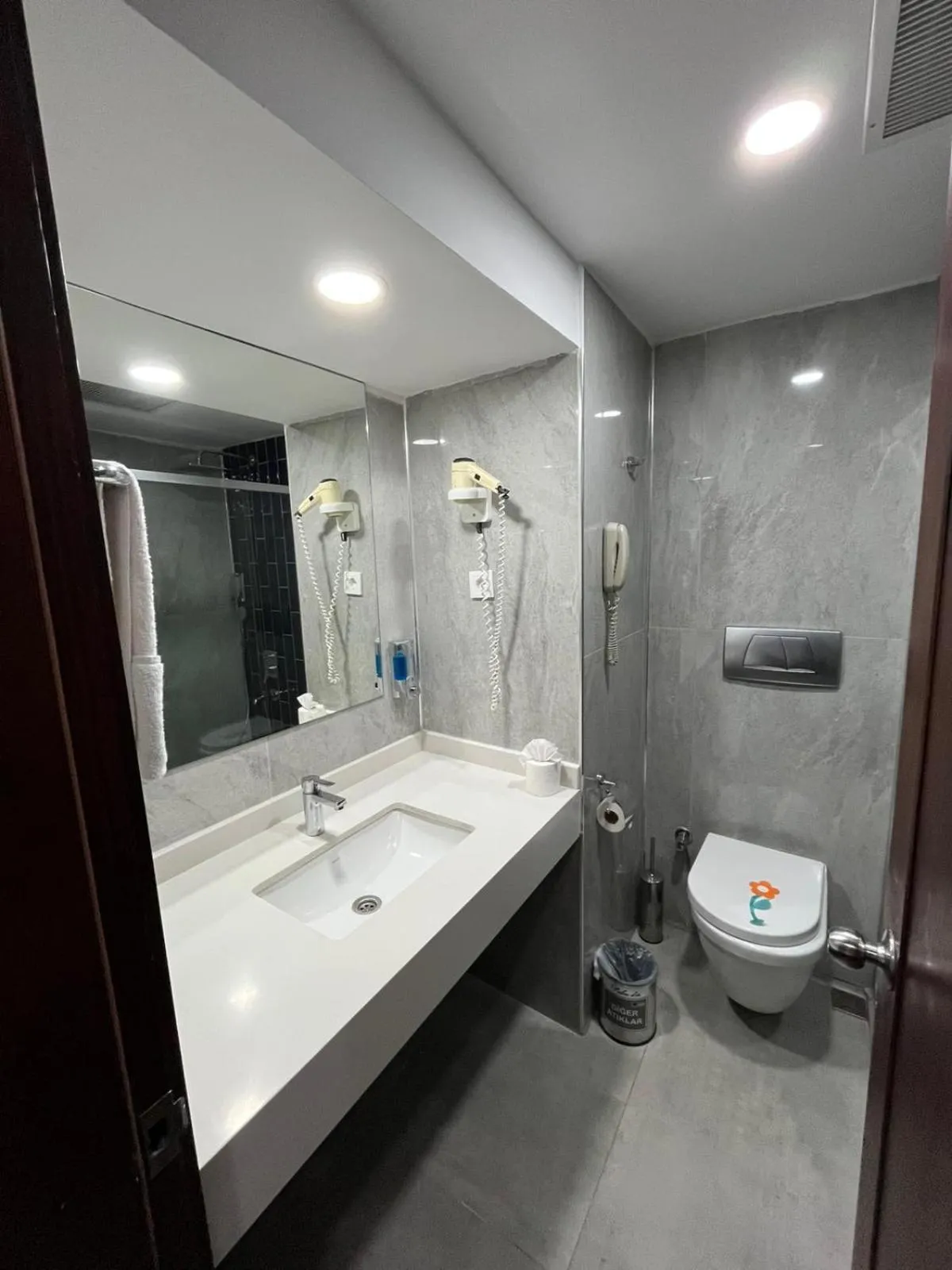 Side Palm D'or Hotel