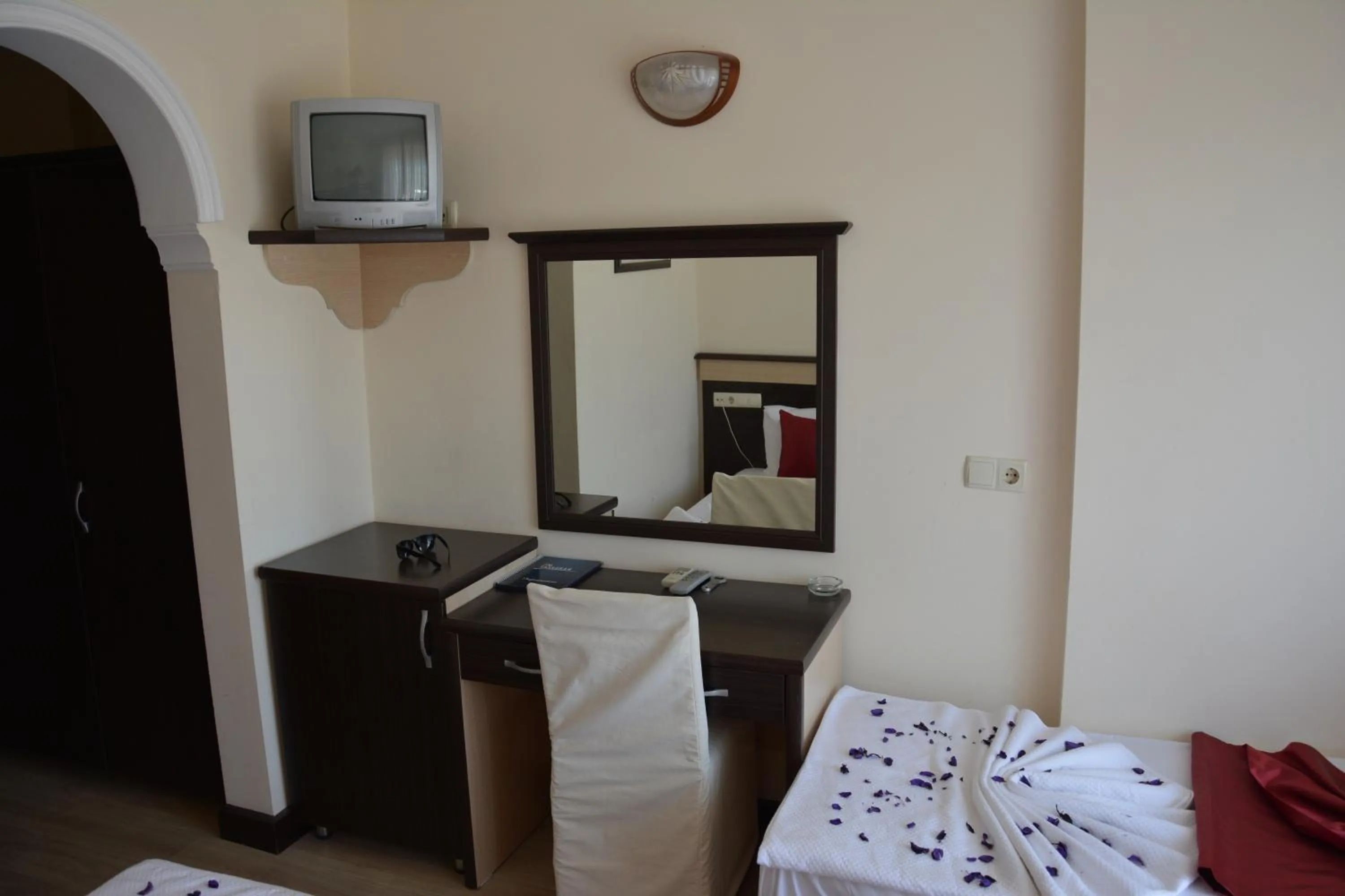 Photo of the whole room in Yavuzhan Hotel