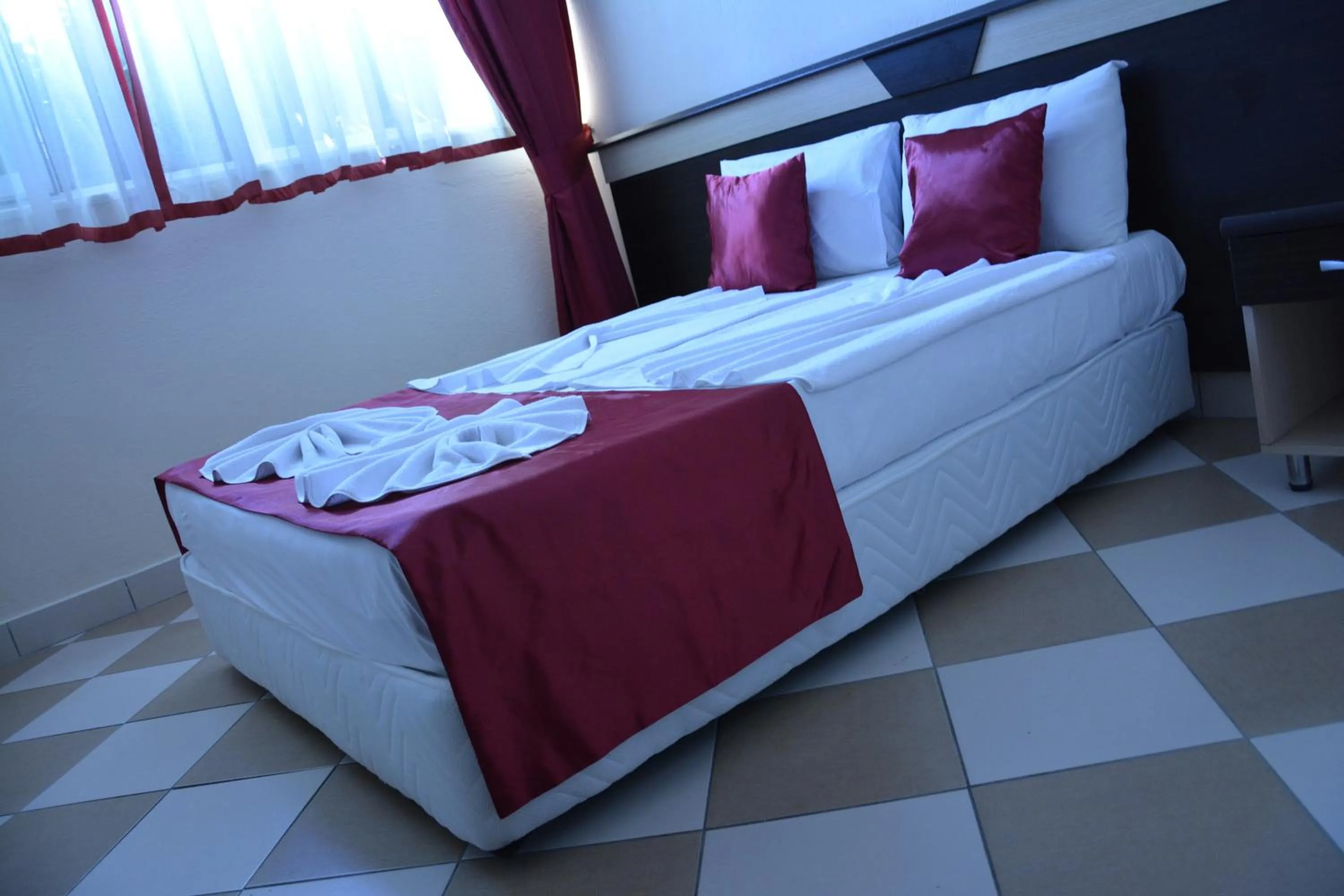 Photo of the whole room, Bed in Yavuzhan Hotel