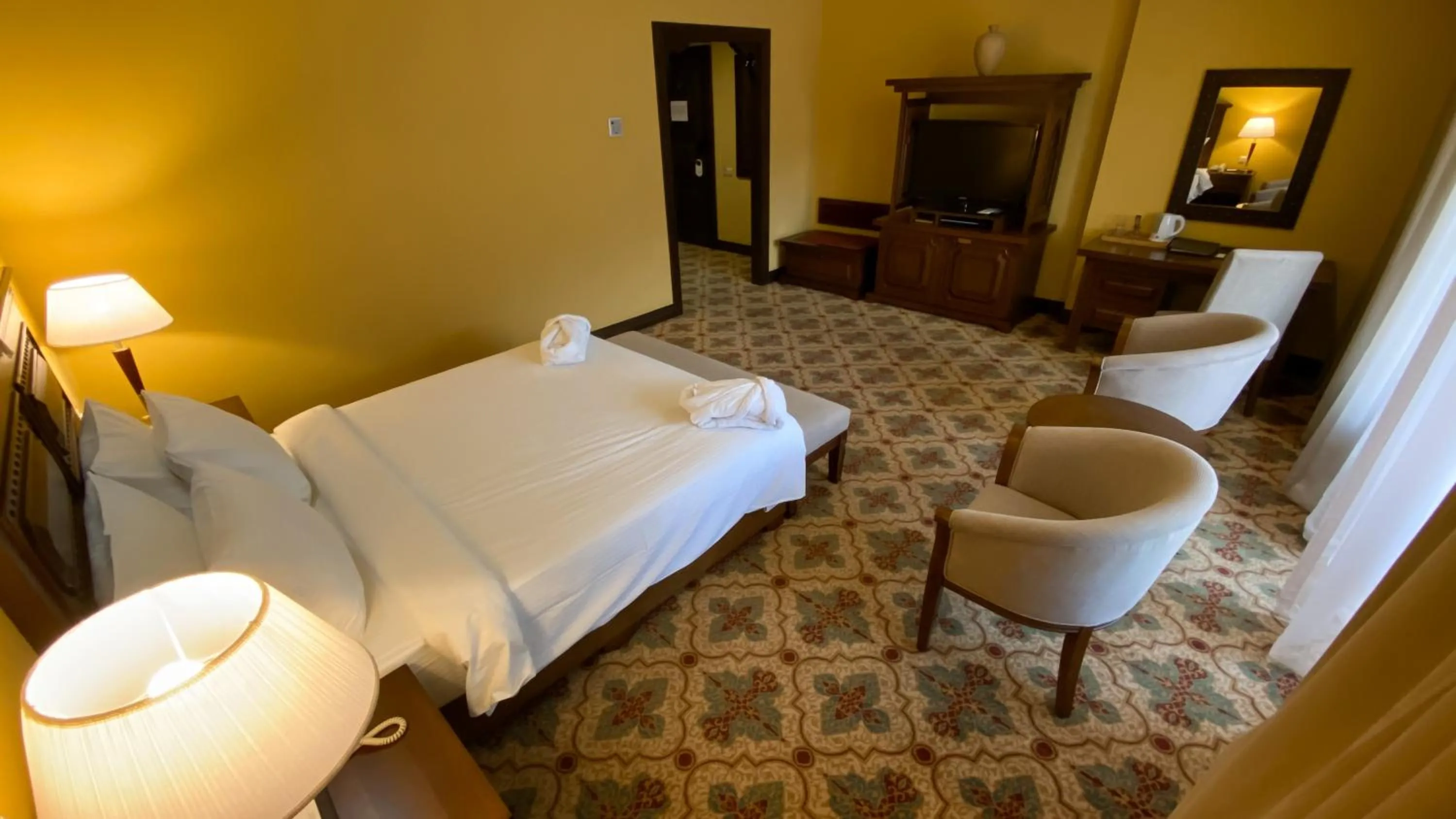 Bed in Samal Resort & SPA