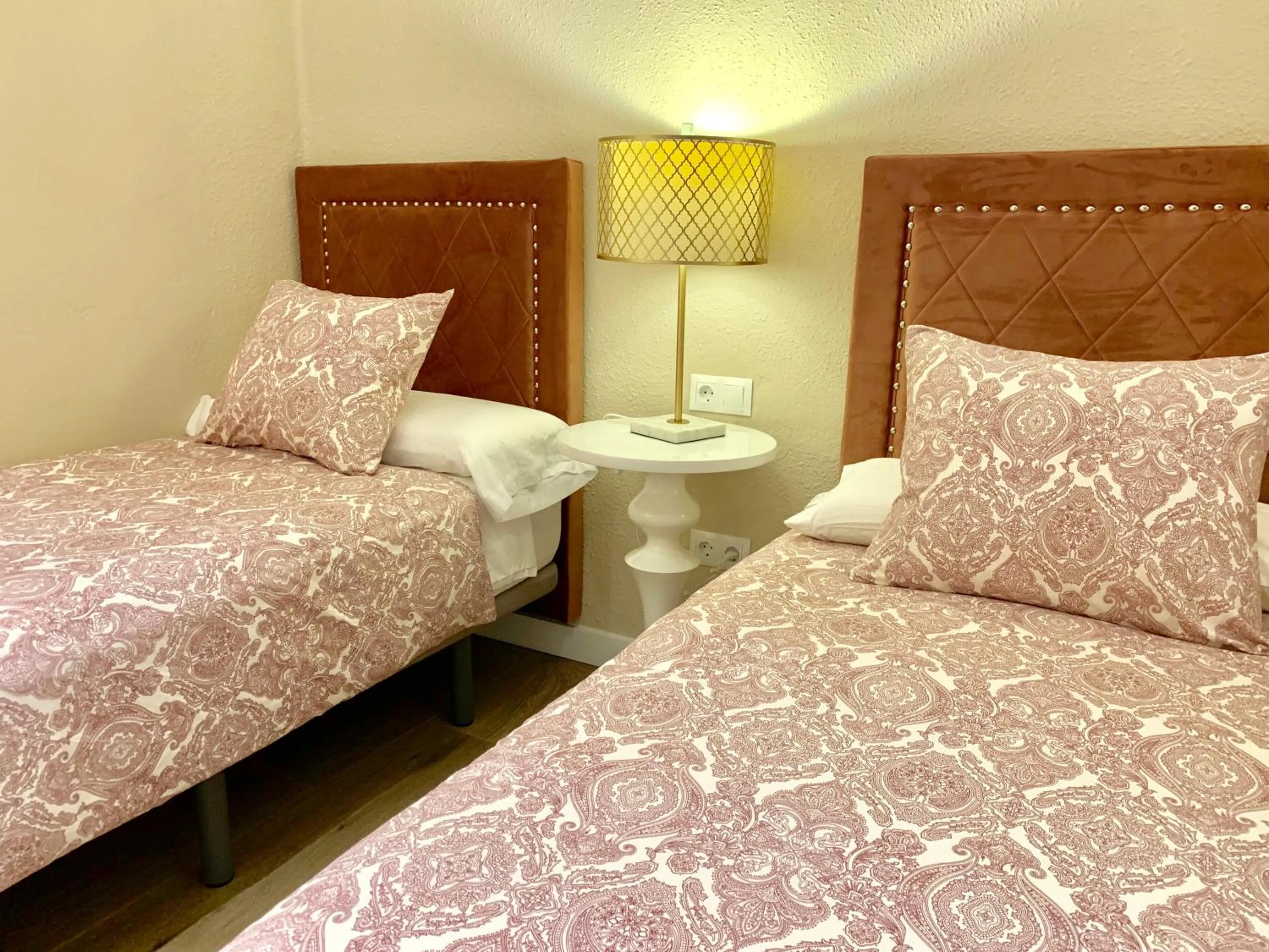 Bed in Hi Valencia Canovas