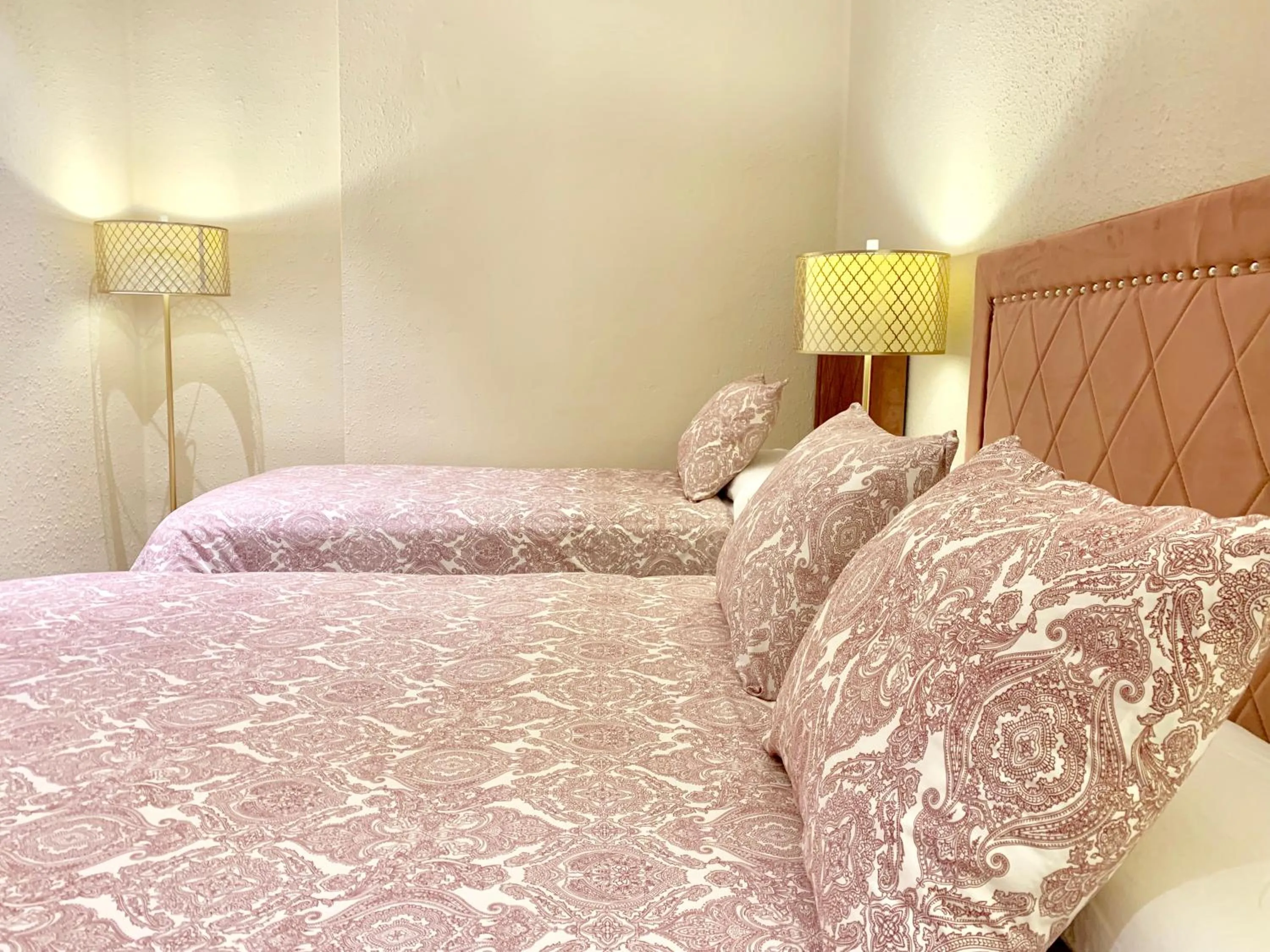 Bed in Hi Valencia Canovas