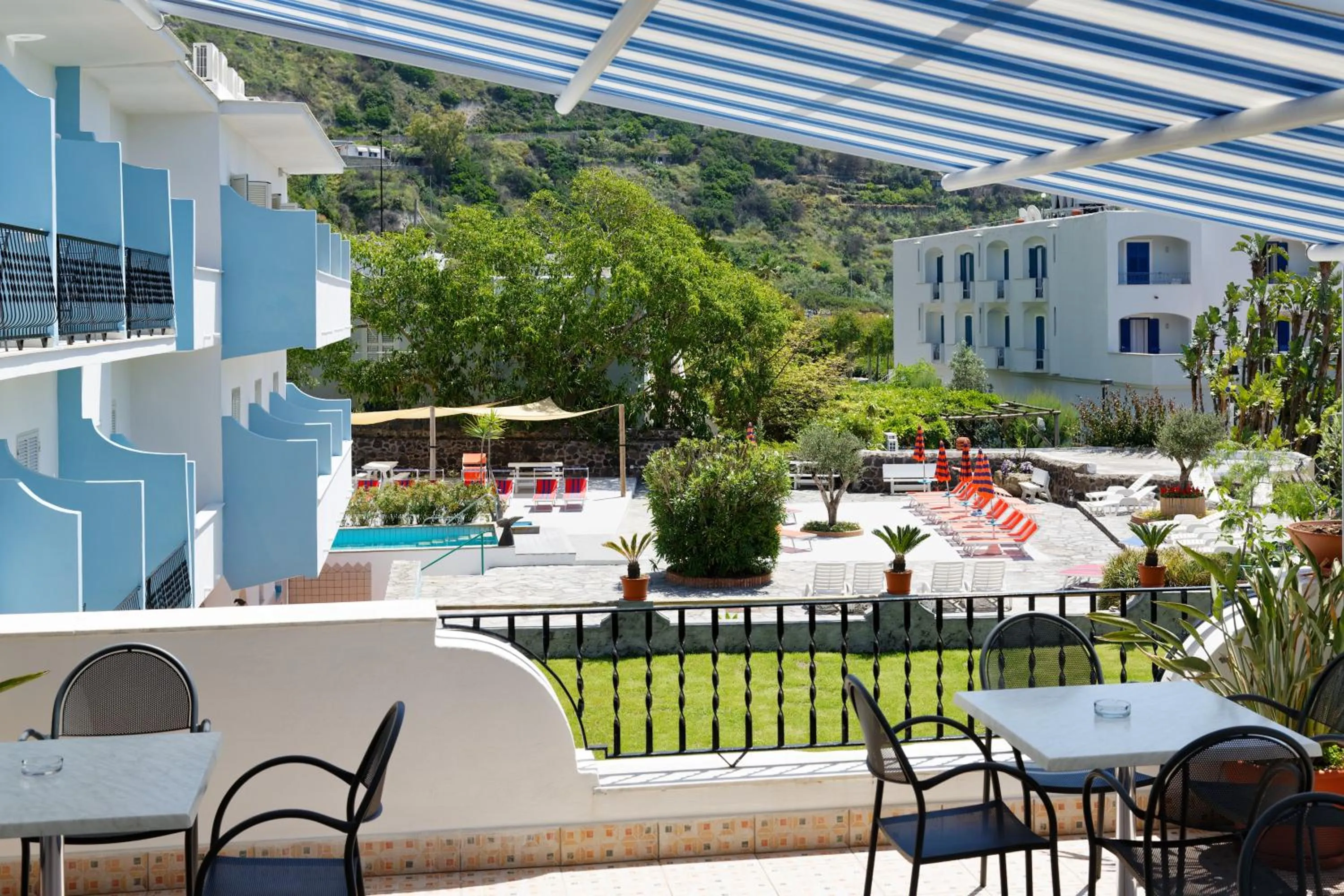 Garden in Hotel La Mandorla