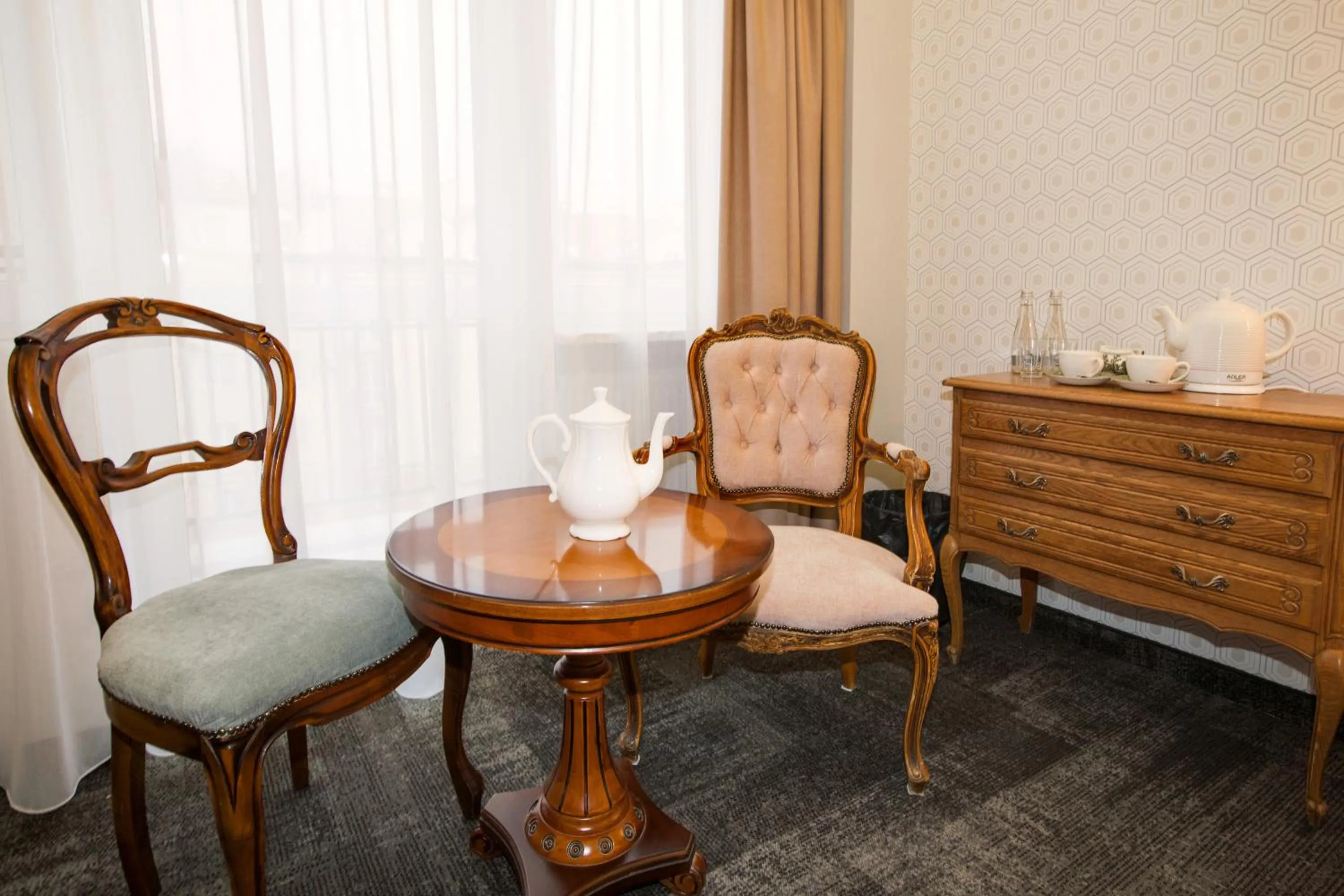 Coffee/tea facilities in Kamienica Boutique ApartHotel