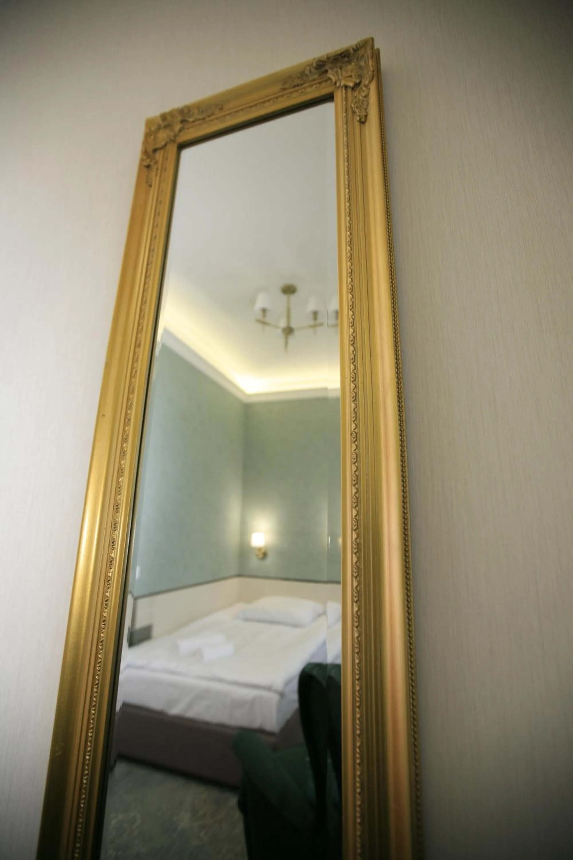 Decorative detail, Bed in Kamienica Boutique ApartHotel