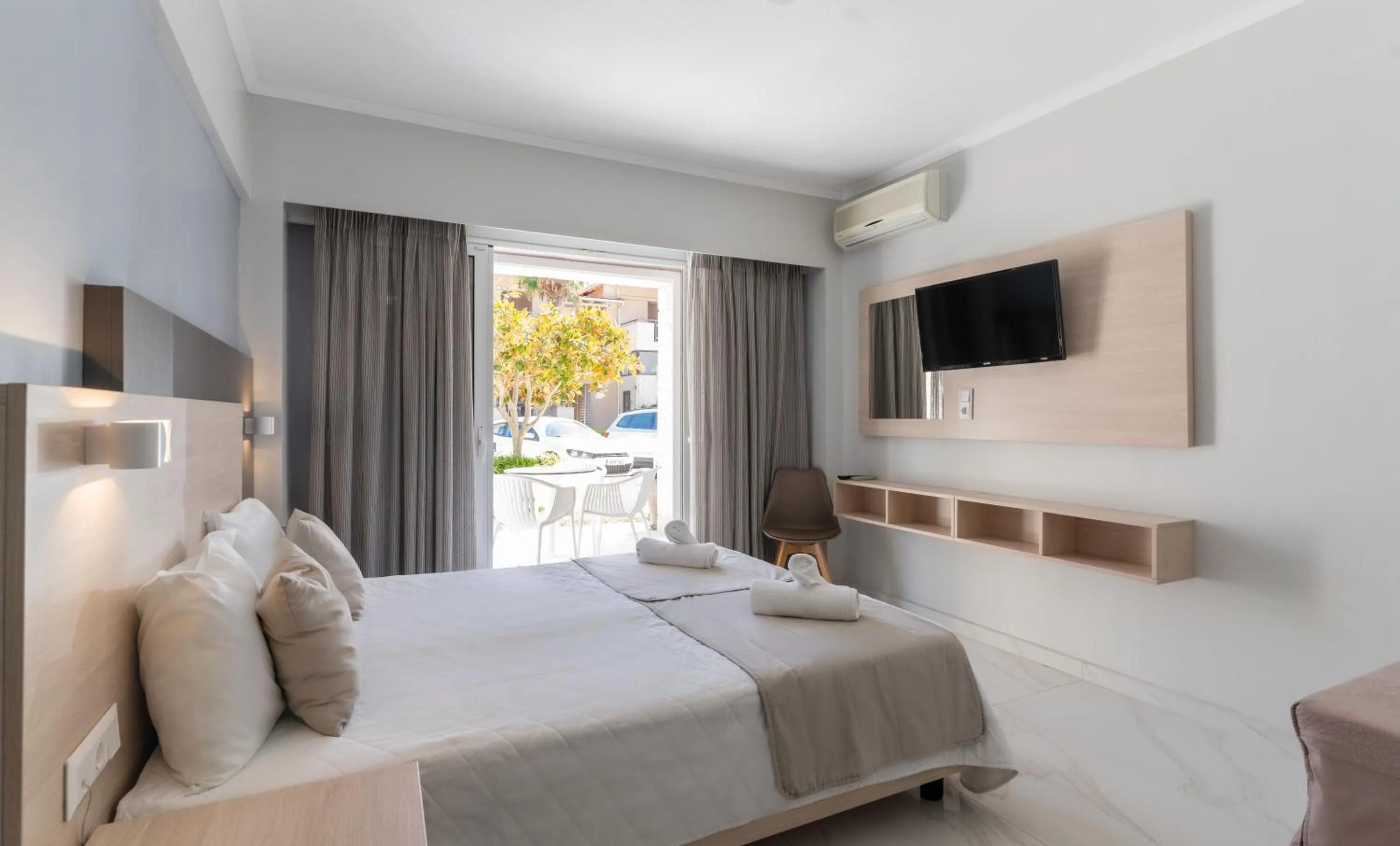 Siviris Golden Beach