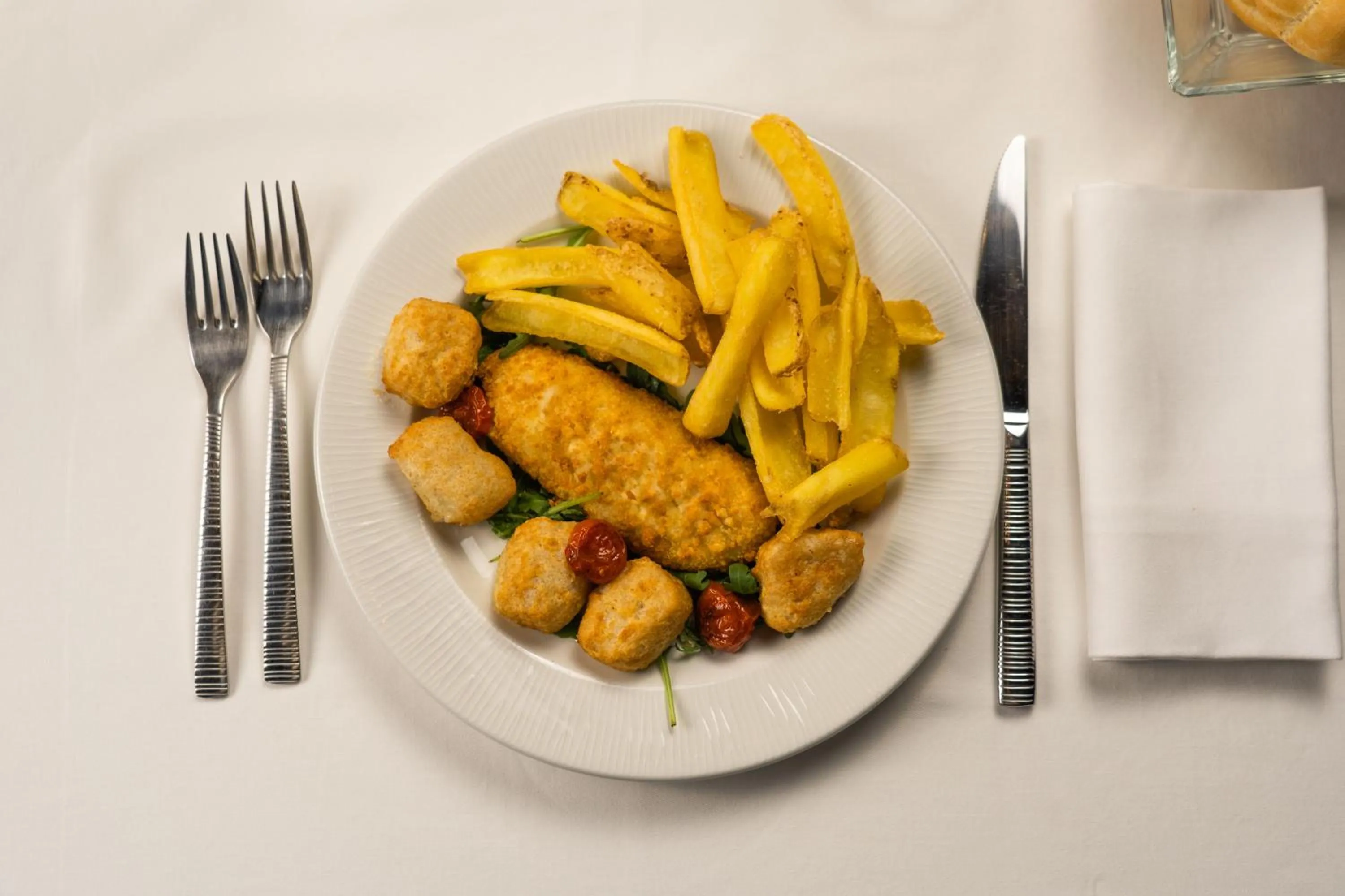 Restaurant/places to eat in Emotional Grand Motel