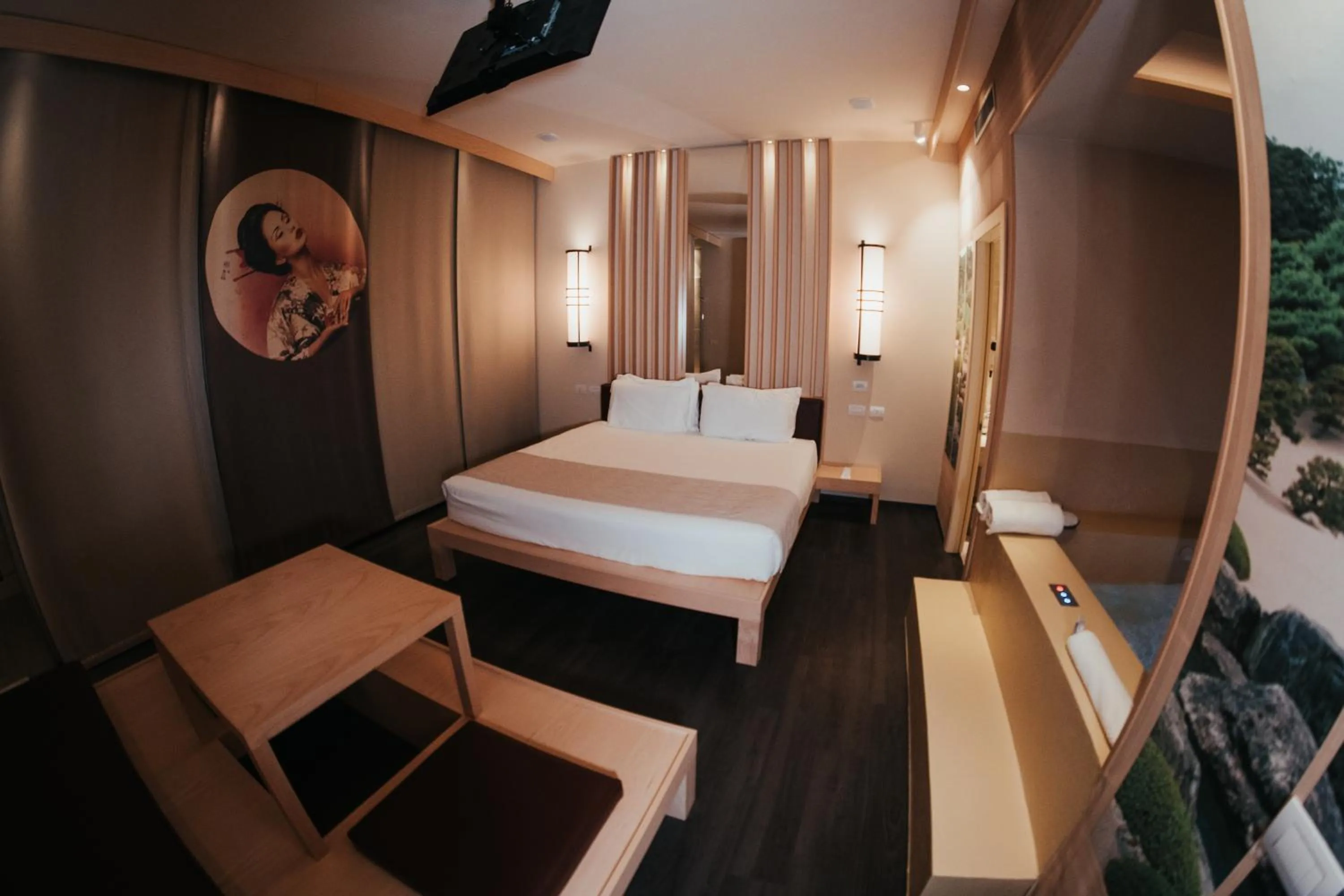 Bed in Emotional Grand Motel