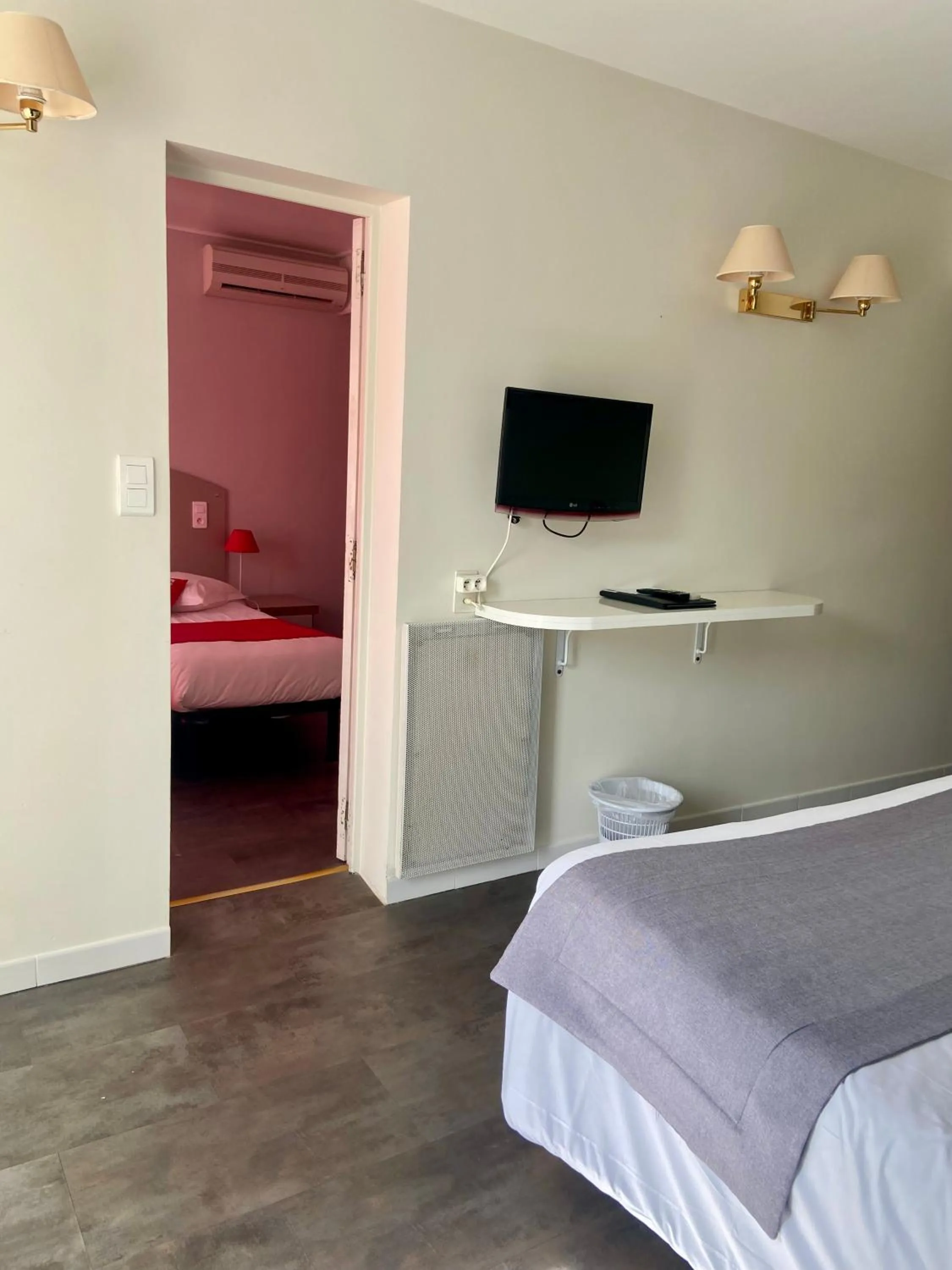 Bedroom in Les Alcyons