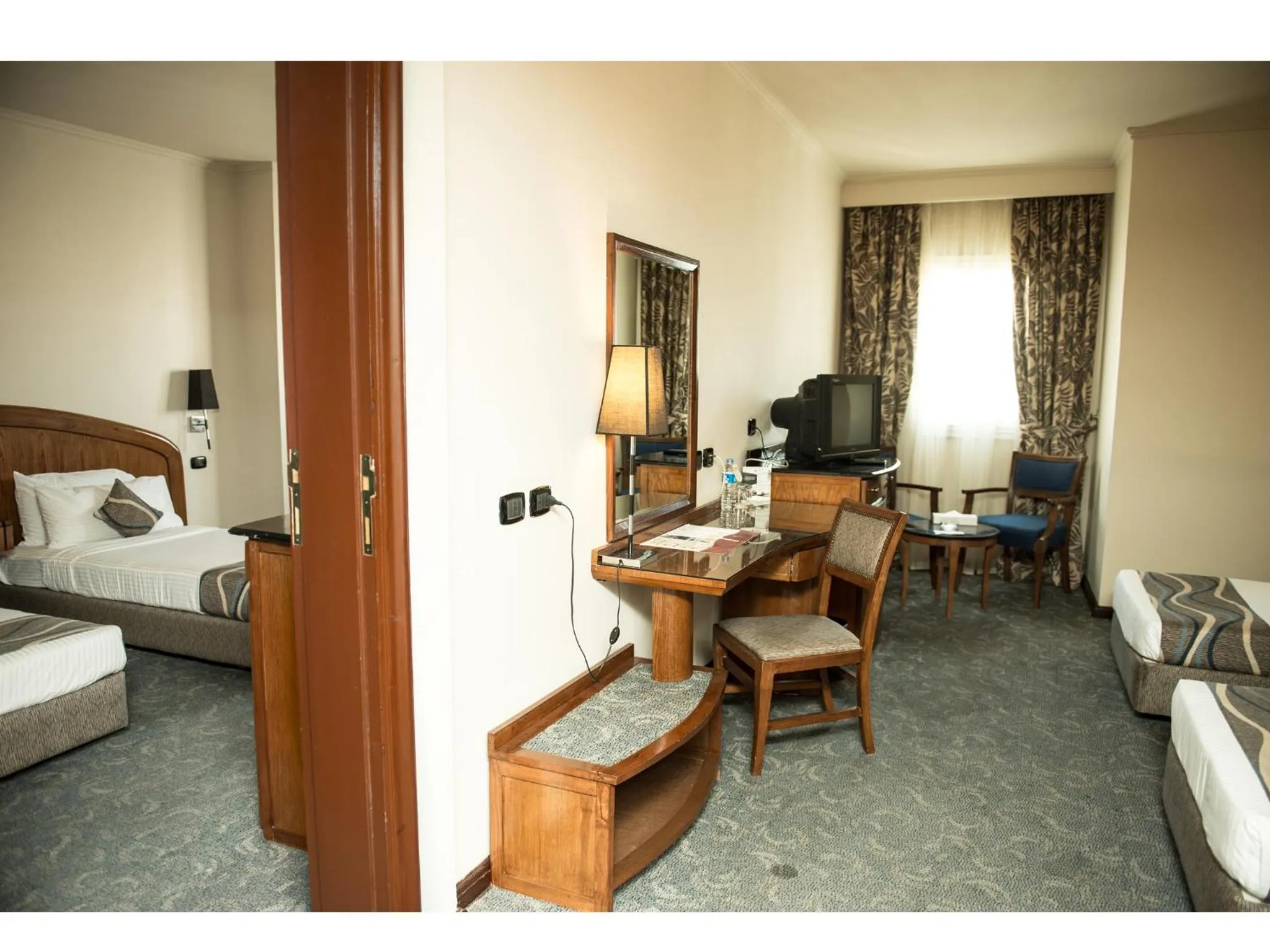 Bedroom, Bed in Cherry Maryski Hotel