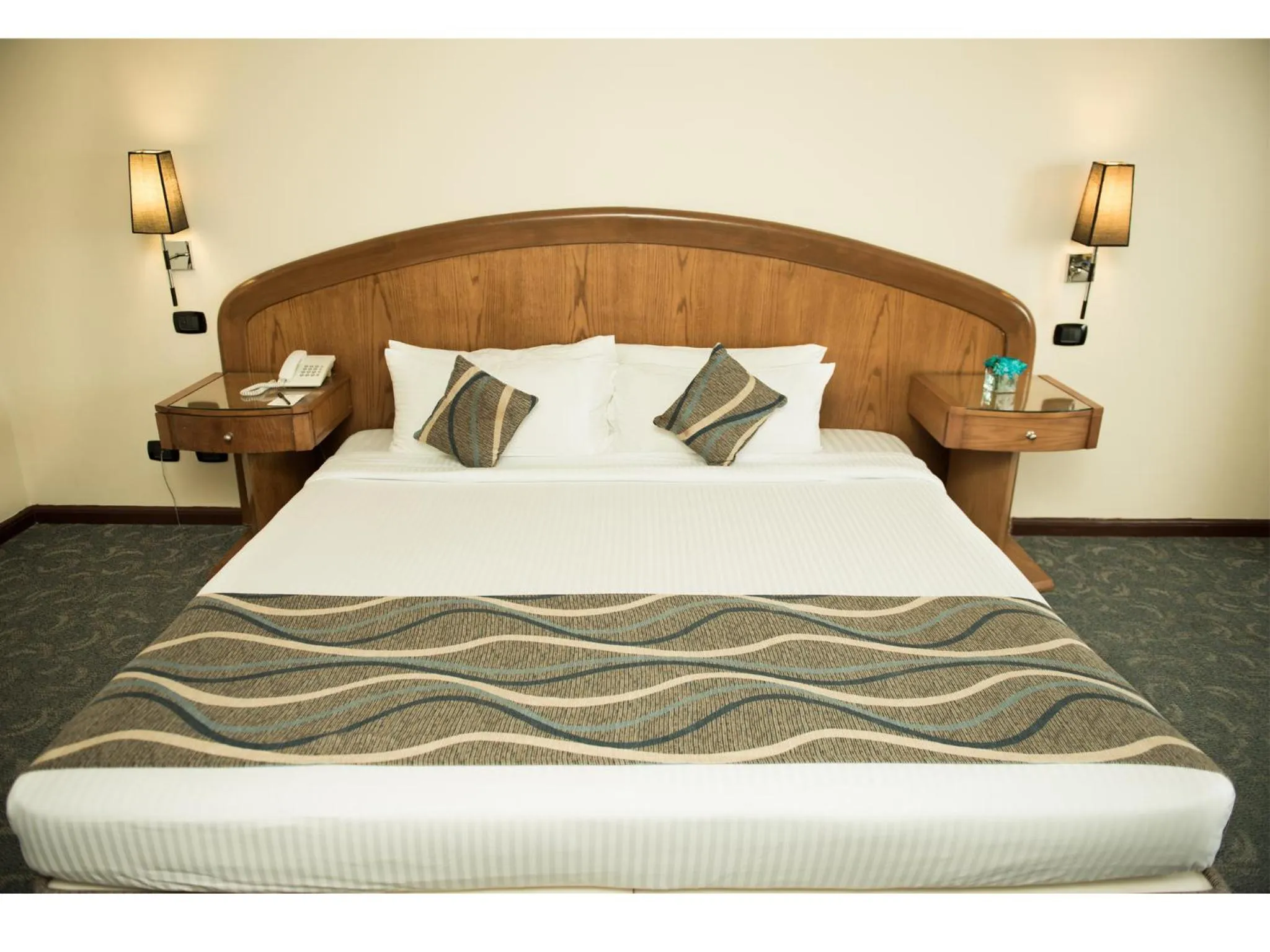 Bedroom, Bed in Cherry Maryski Hotel