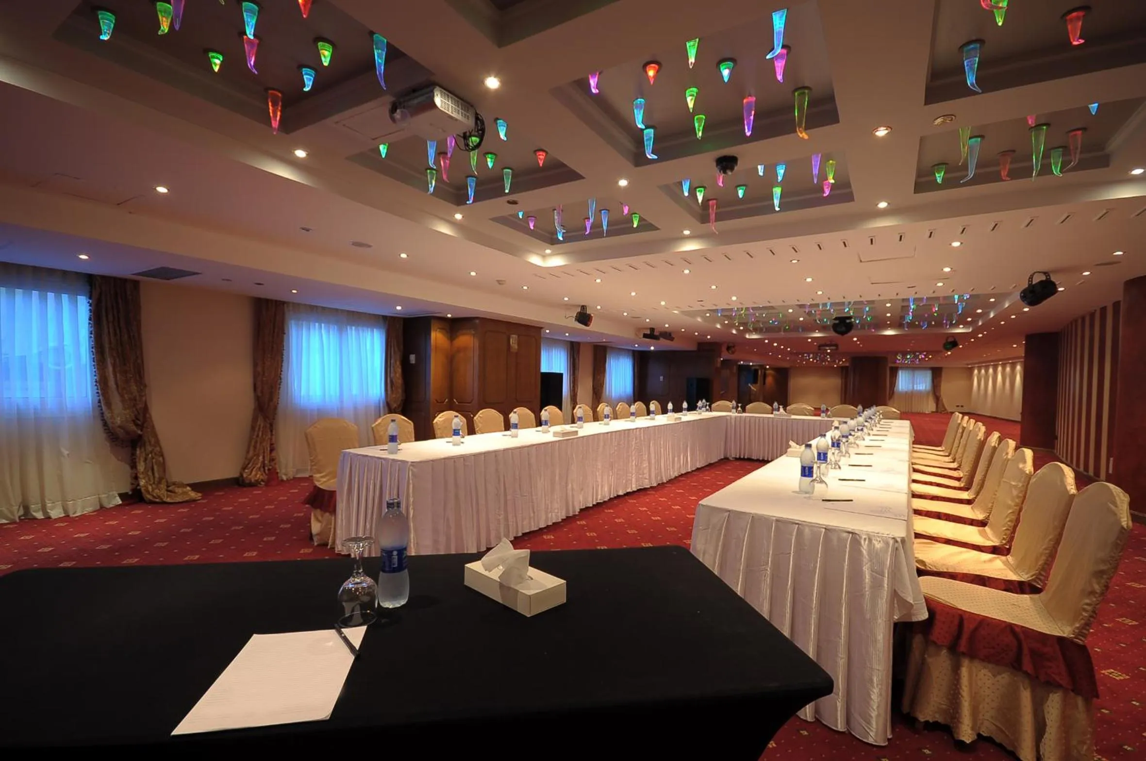 Business facilities in Cherry Maryski Hotel