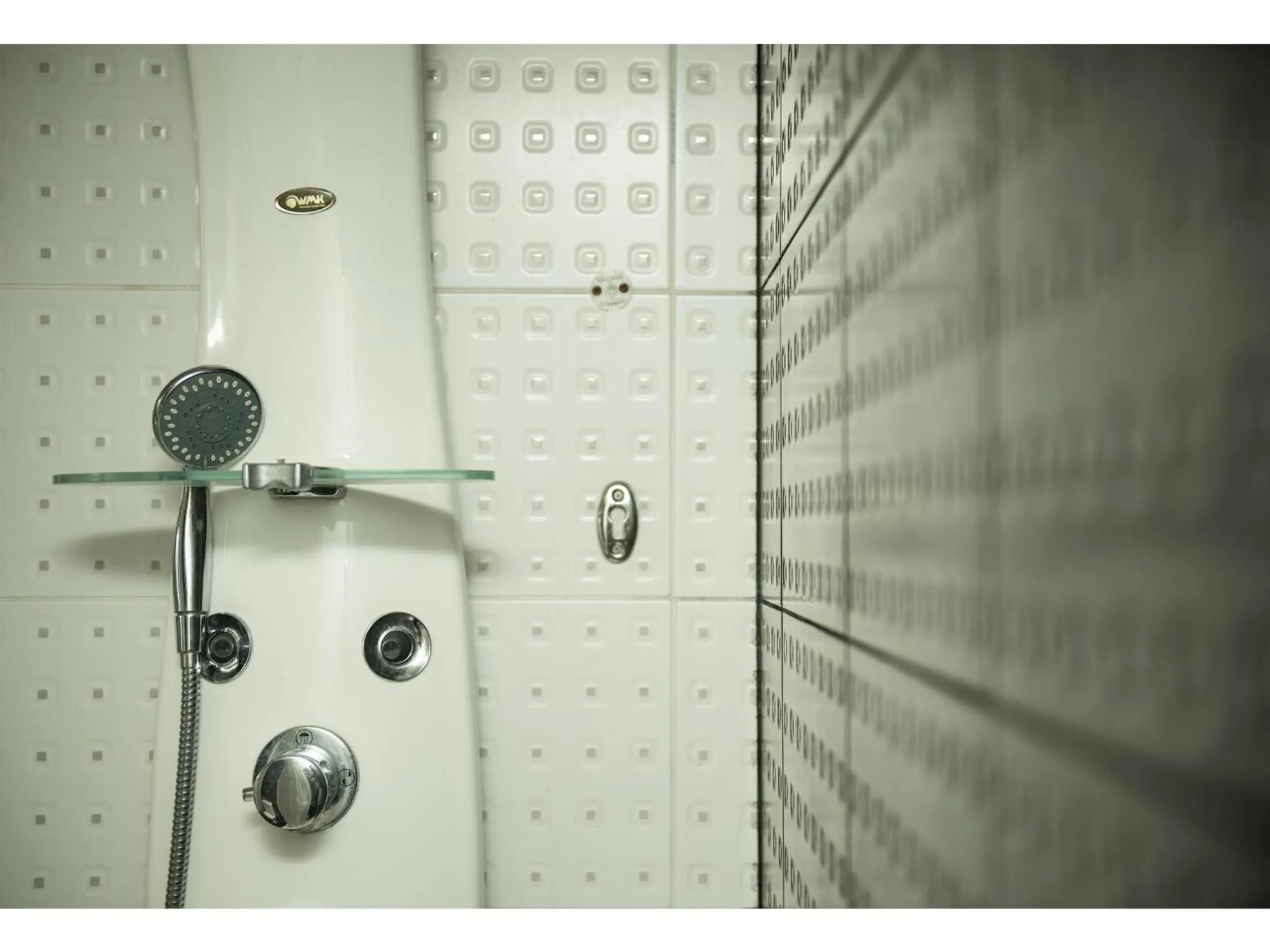 Bathroom in Cherry Maryski Hotel