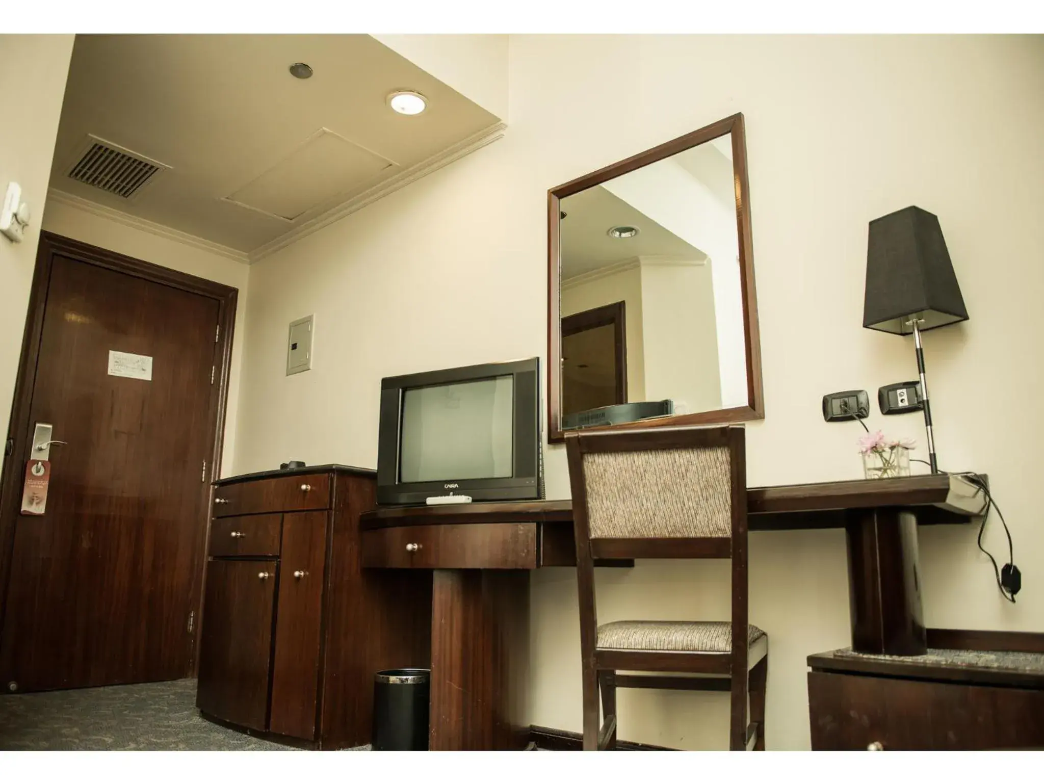 Standard Room With City View (Queen Bed) in Cherry Maryski Hotel Standard Room With City View (Queen Bed) in Cherry Maryski Hotel