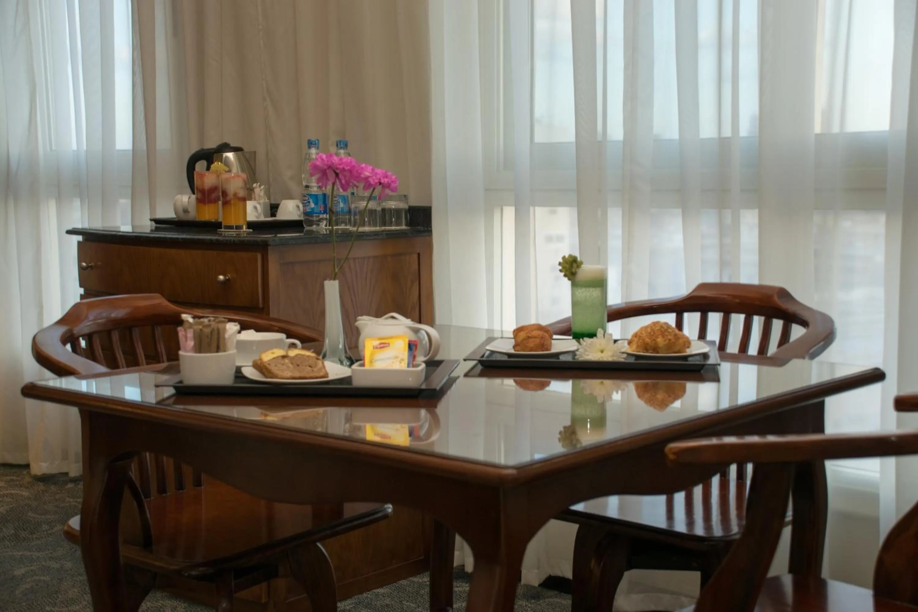 Bedroom in Cherry Maryski Hotel