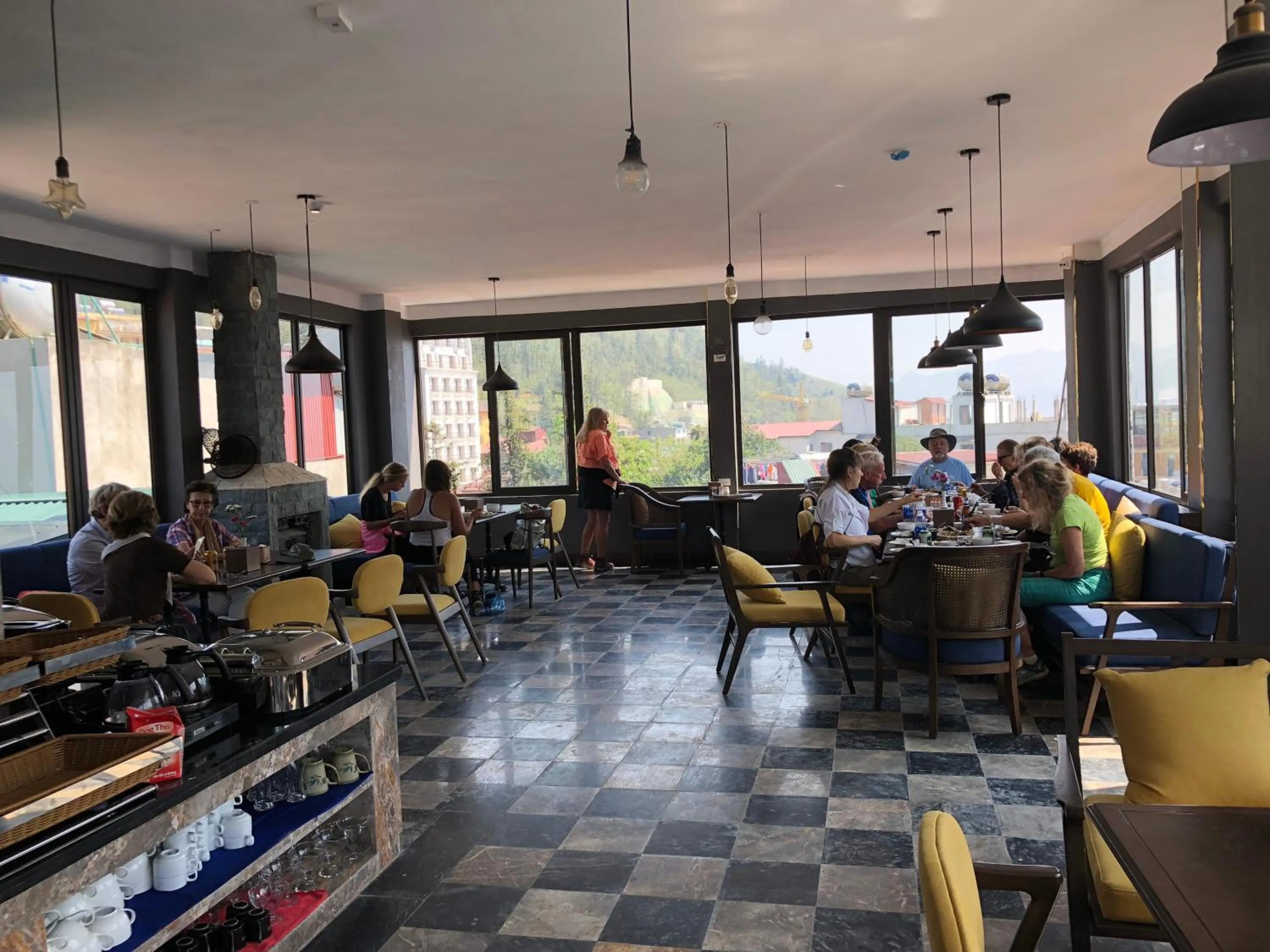 Restaurant/places to eat in Nomadtrails Boutique Sapa Hotel