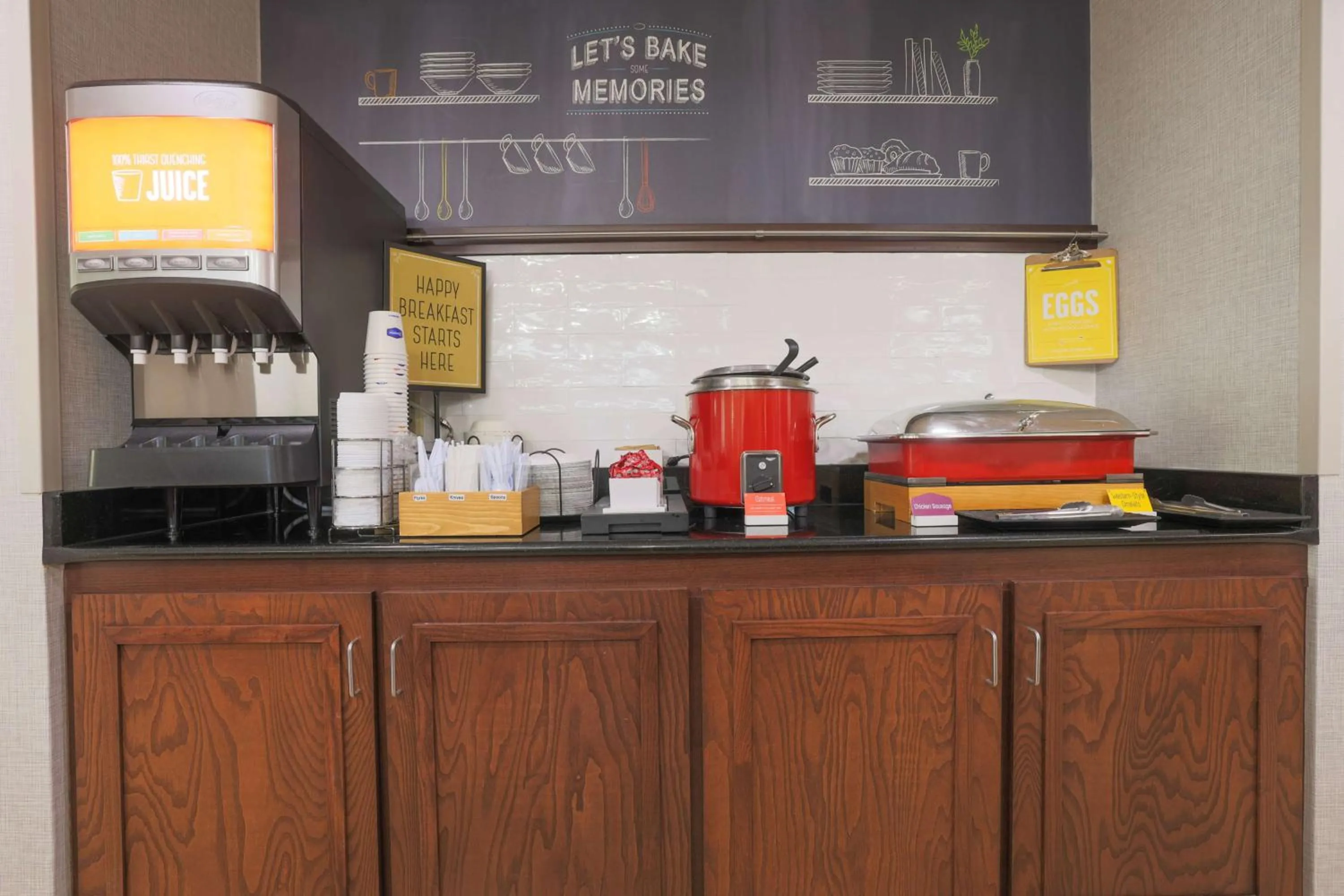 Breakfast in Hampton Inn Raleigh/Garner