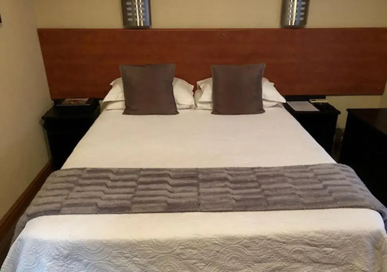 Single Room - single occupancy - Disability Access in A La Martha's Air-Port Guest House Single Room - single occupancy - Disability Access in A La Martha's Air-Port Guest House