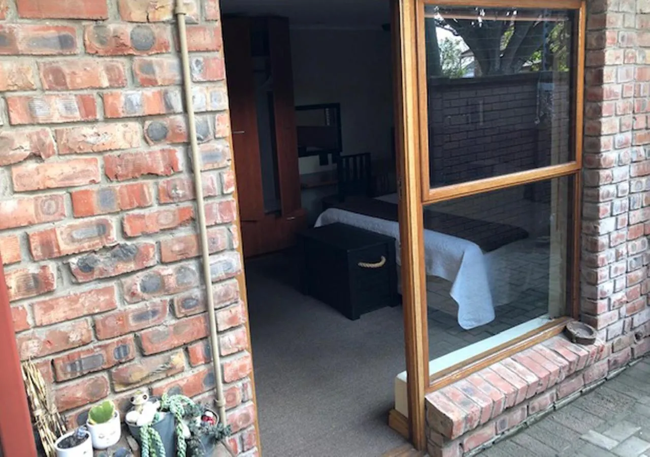 Photo of the whole room, Bed in A La Martha's Air-Port Guest House